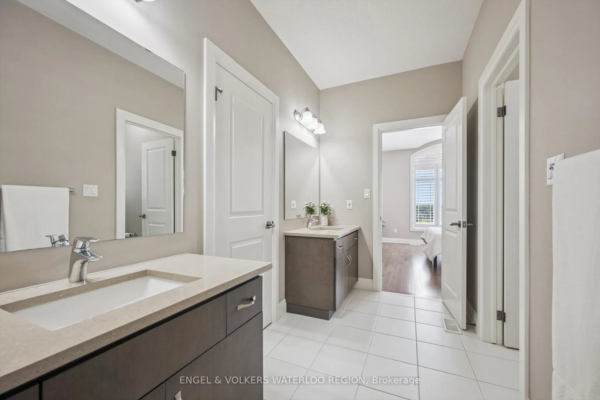 552 Wasaga Crescent