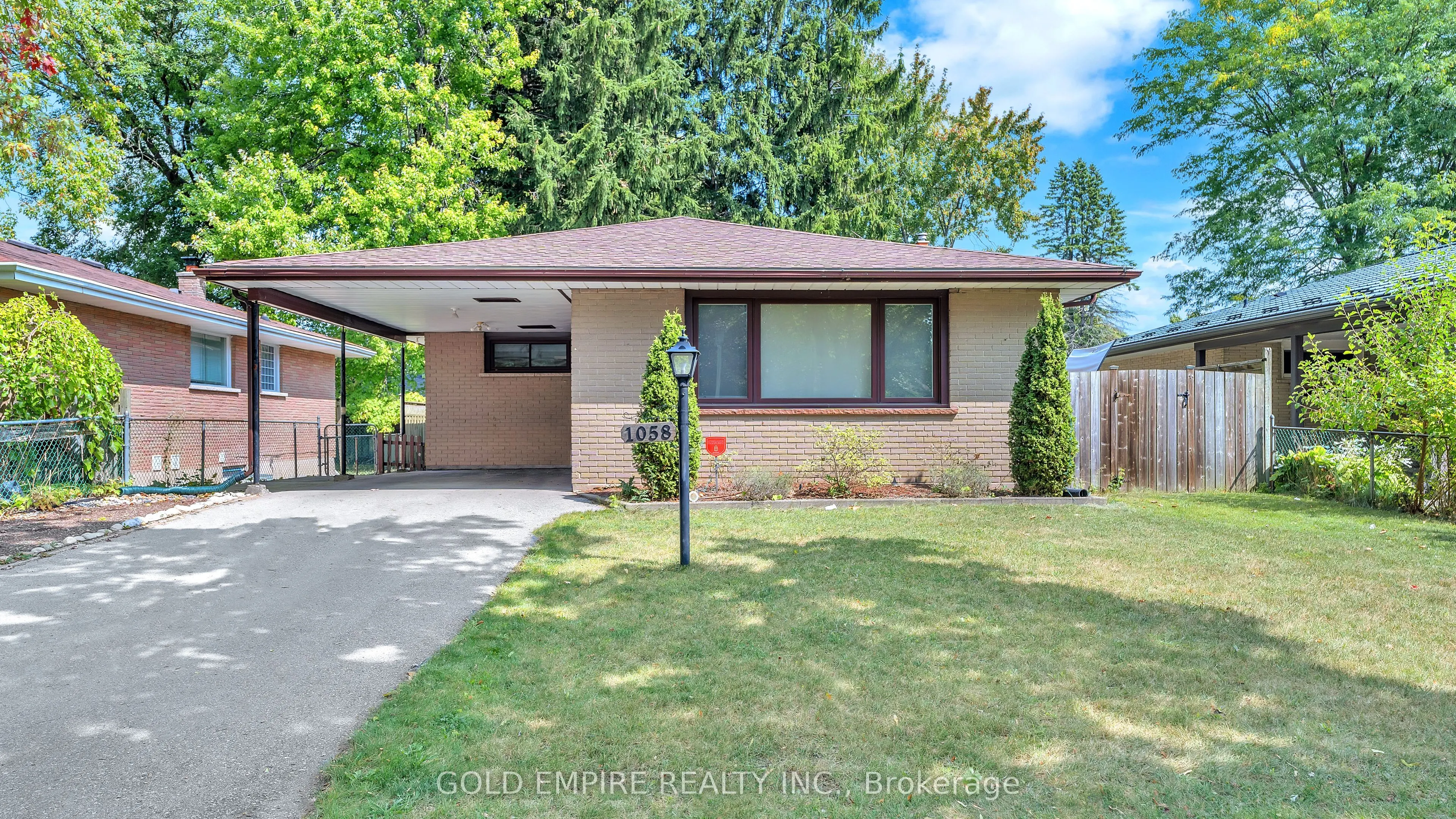 1058 Apache Road