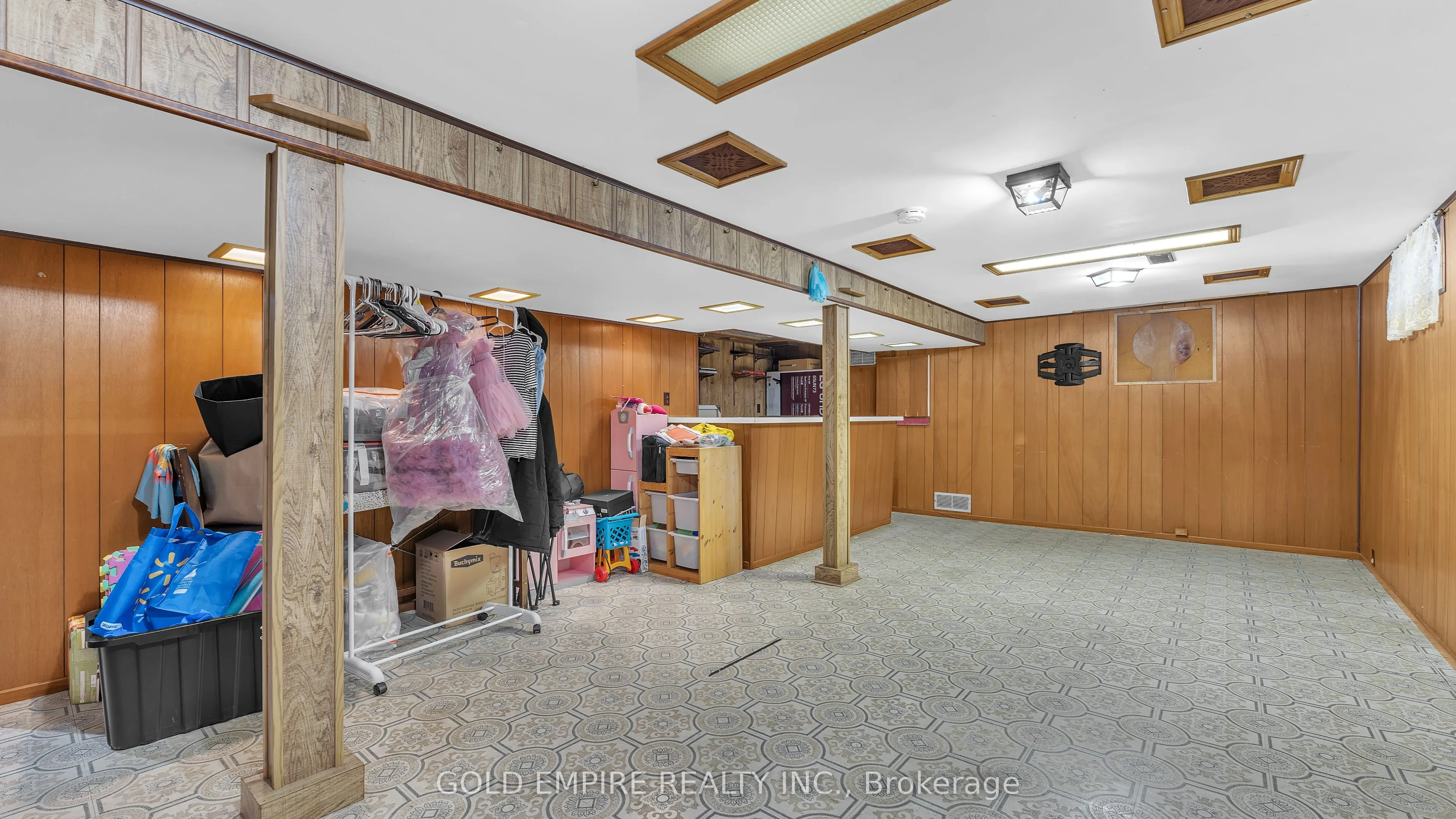 1058 Apache Road