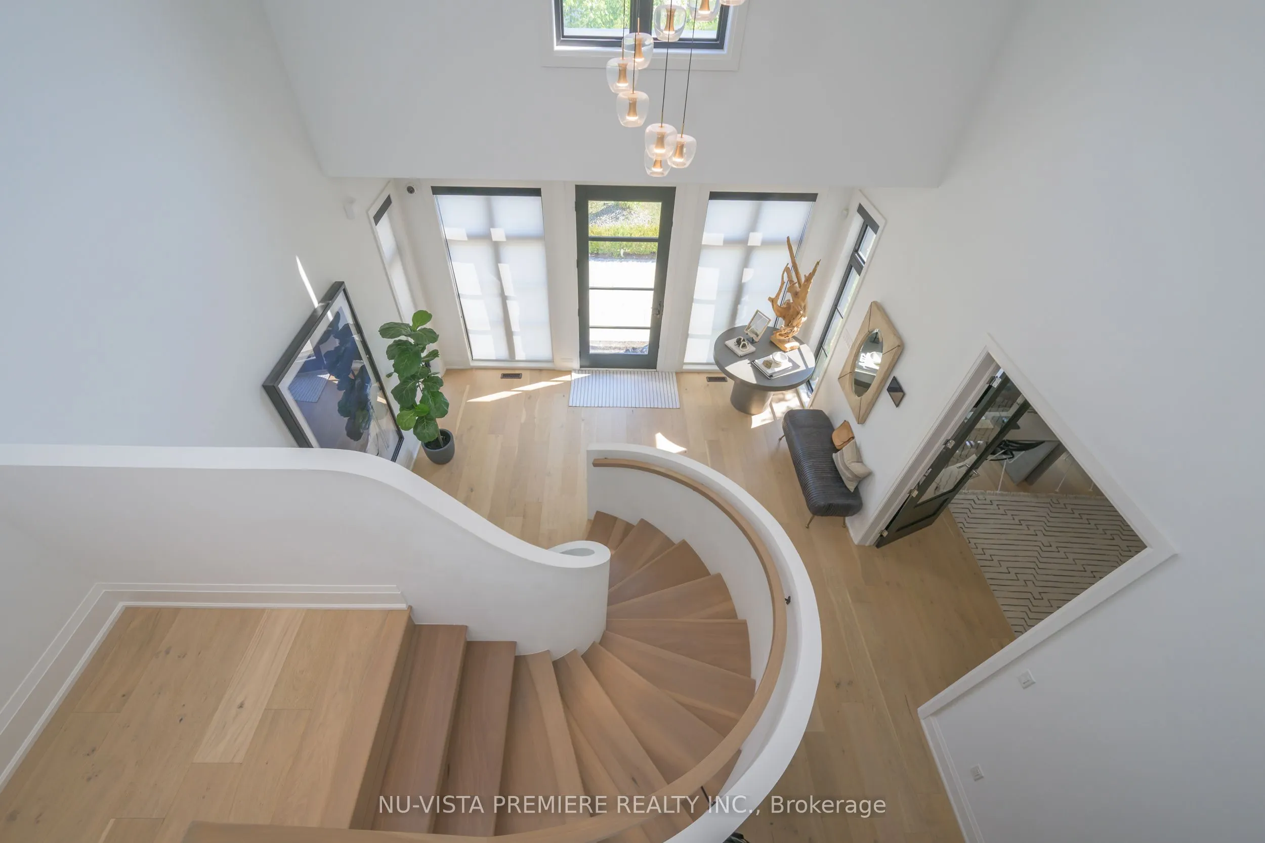 7501 Silver Creek Crescent