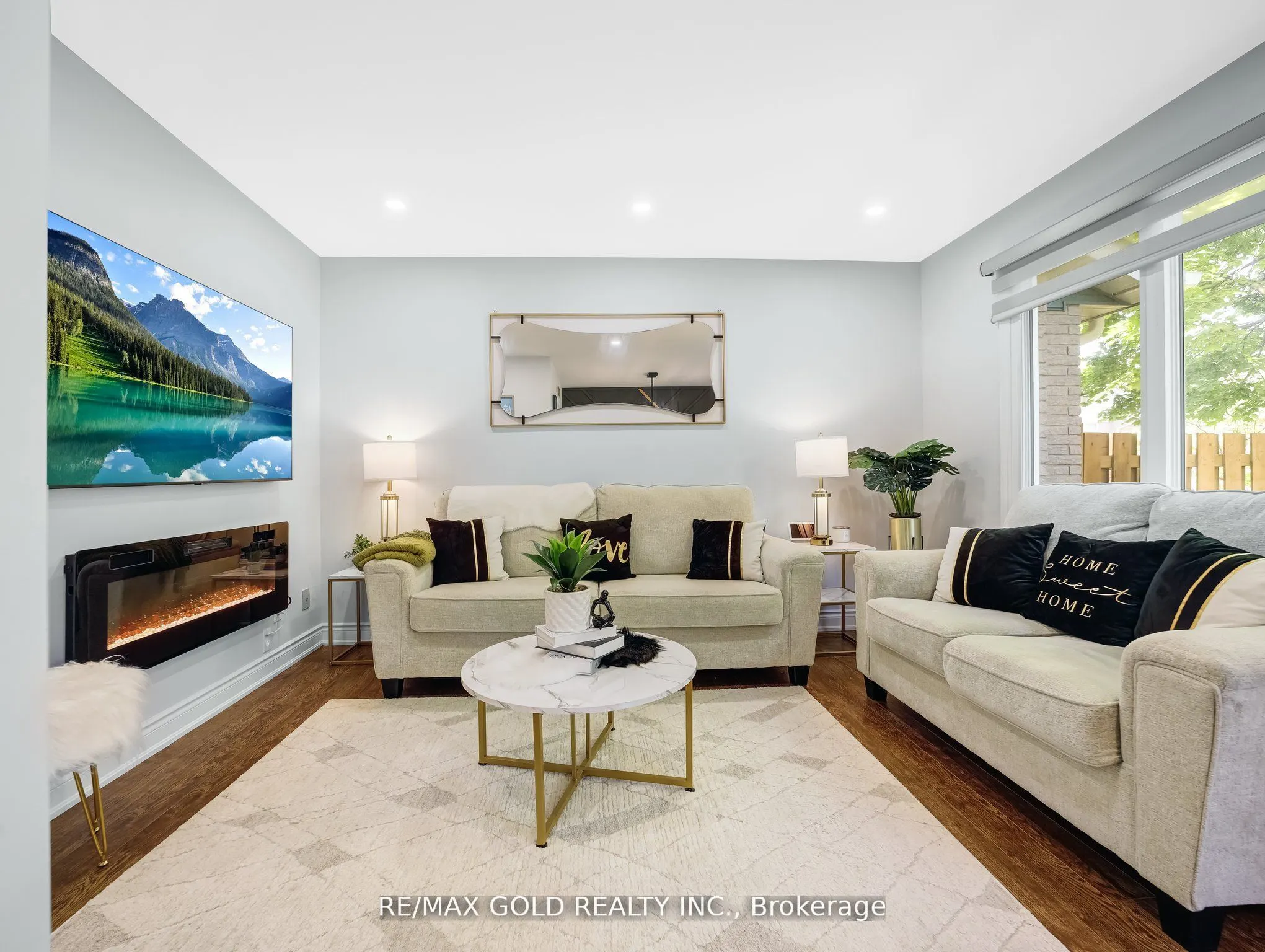 405 Kingscourt Drive, #6