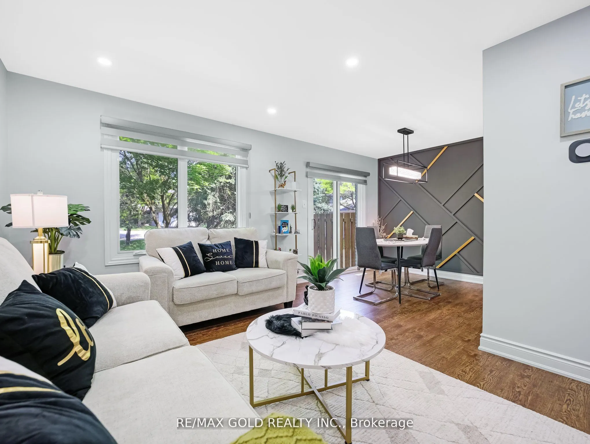 405 Kingscourt Drive, #6