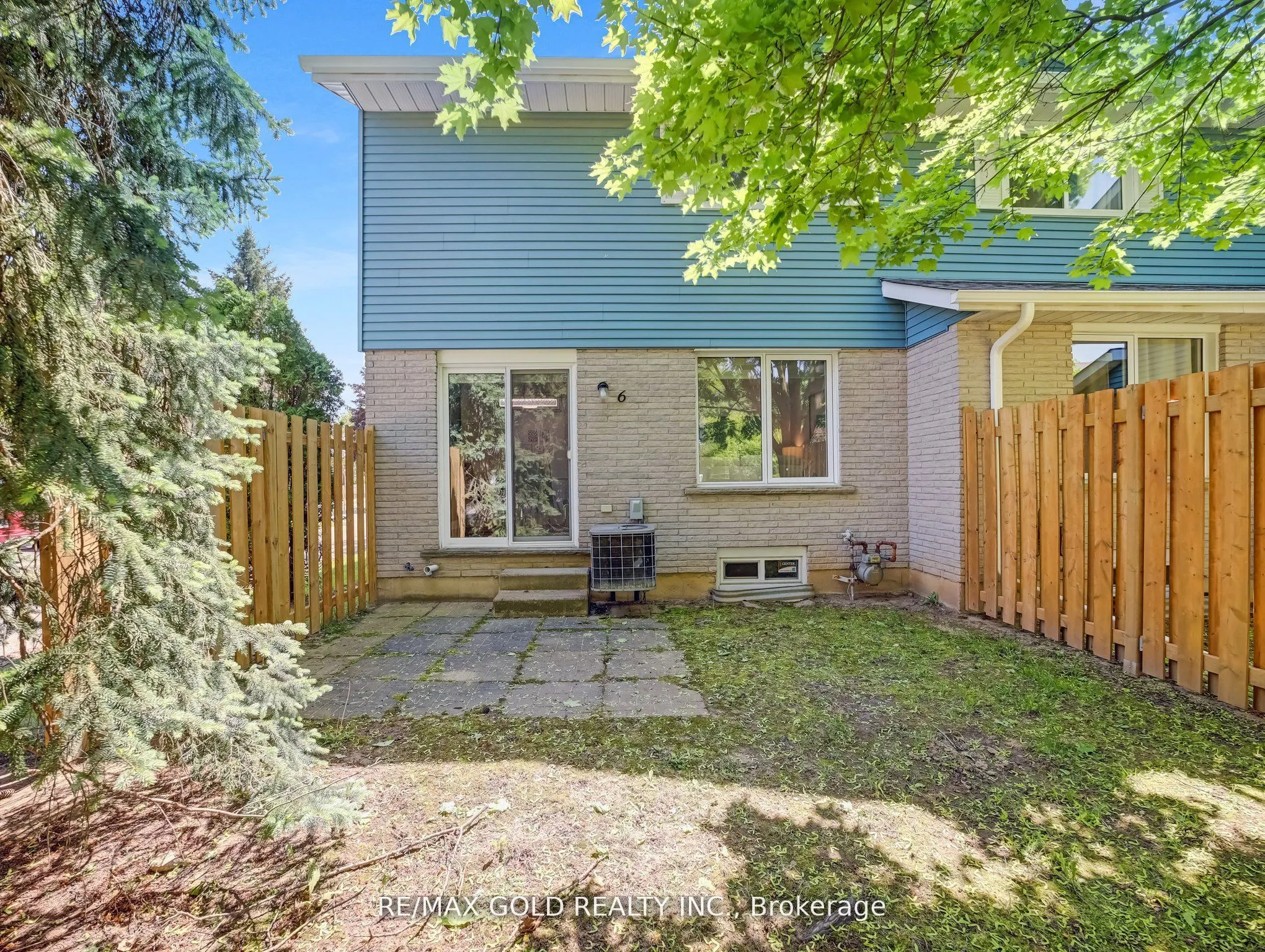 405 Kingscourt Drive, #6