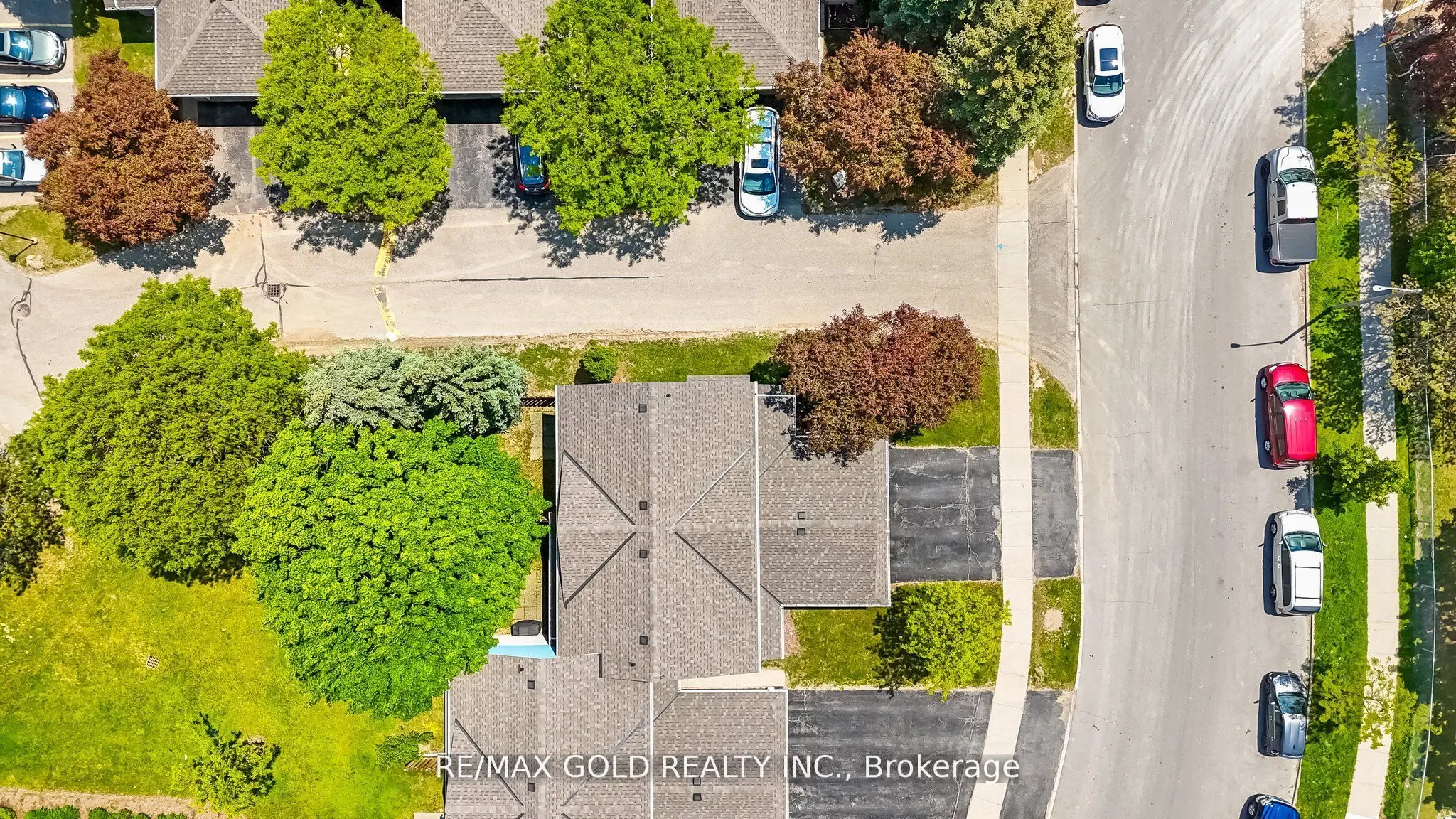 405 Kingscourt Drive, #6