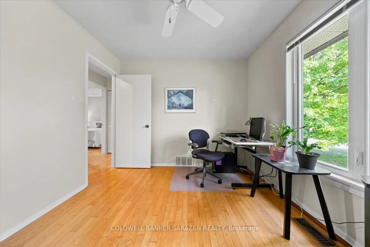 2303 Edward Kidd Crescent