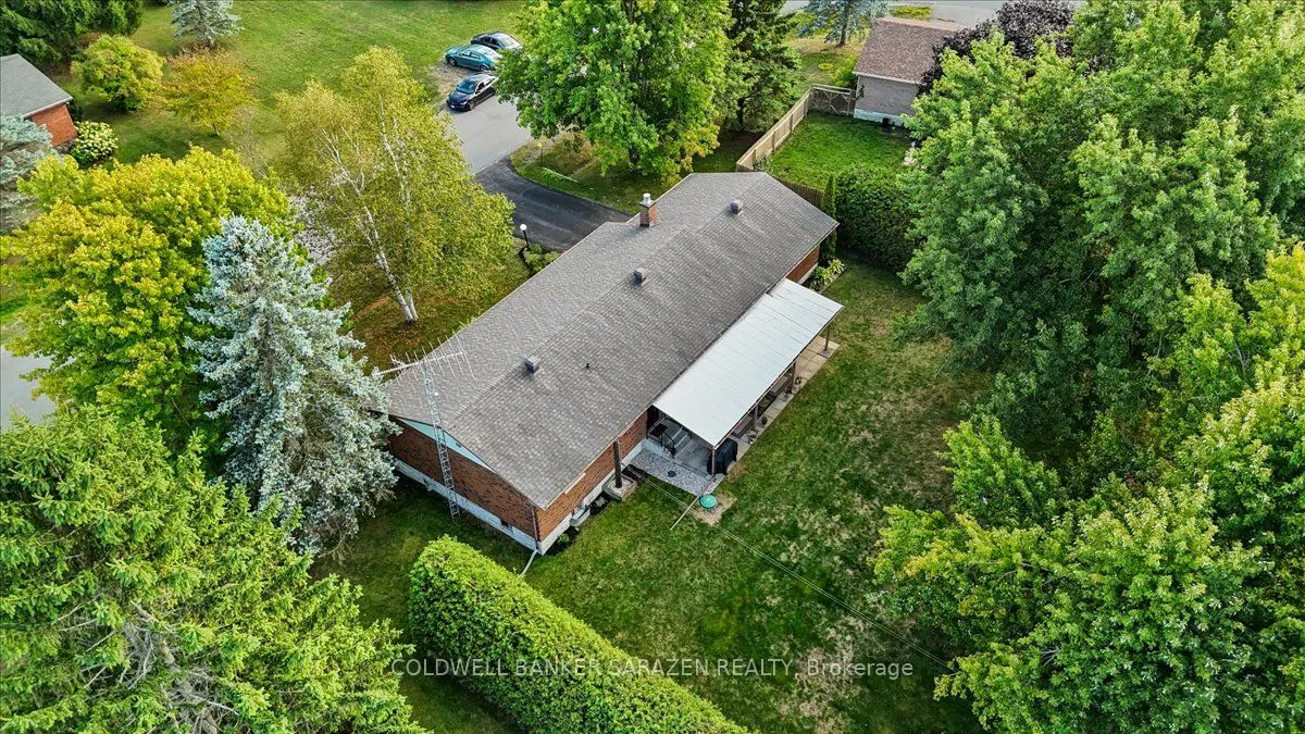 2303 Edward Kidd Crescent