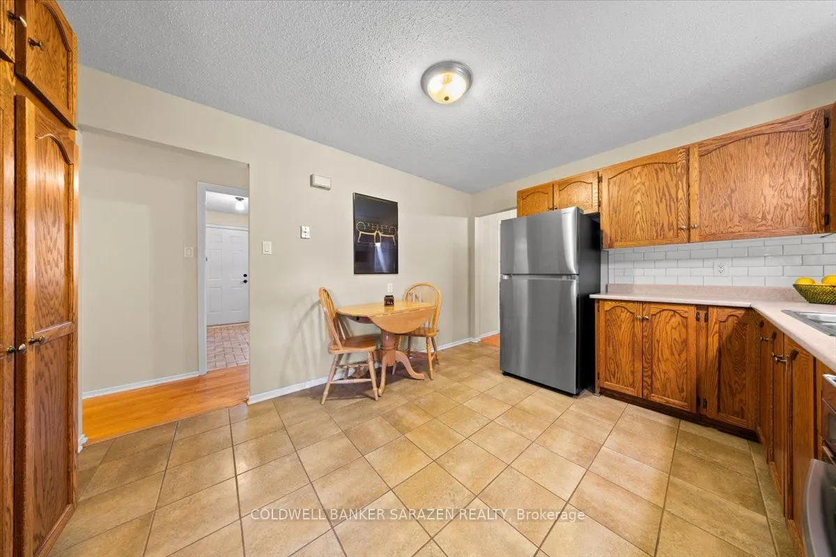 2303 Edward Kidd Crescent