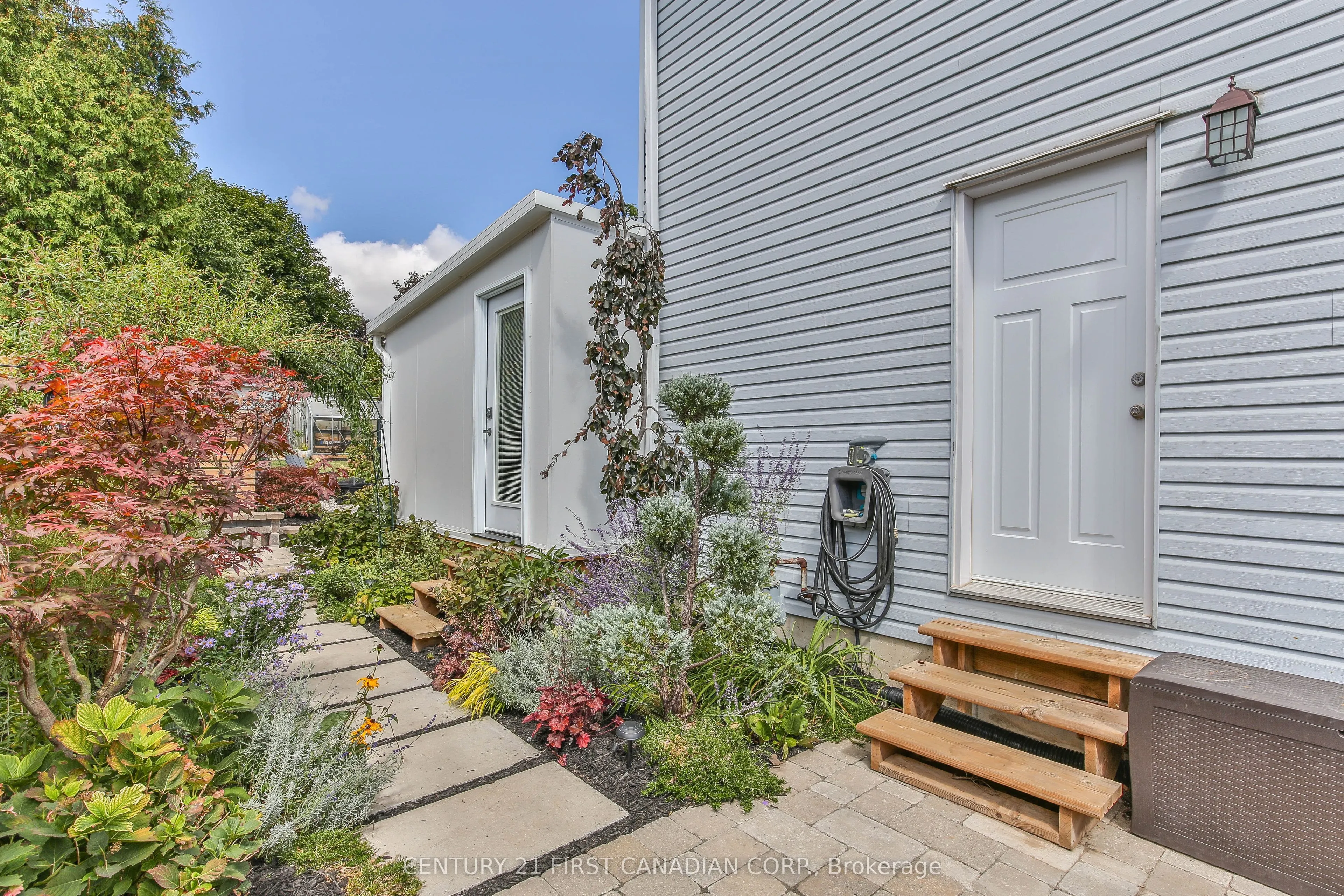205 Carnegie Street