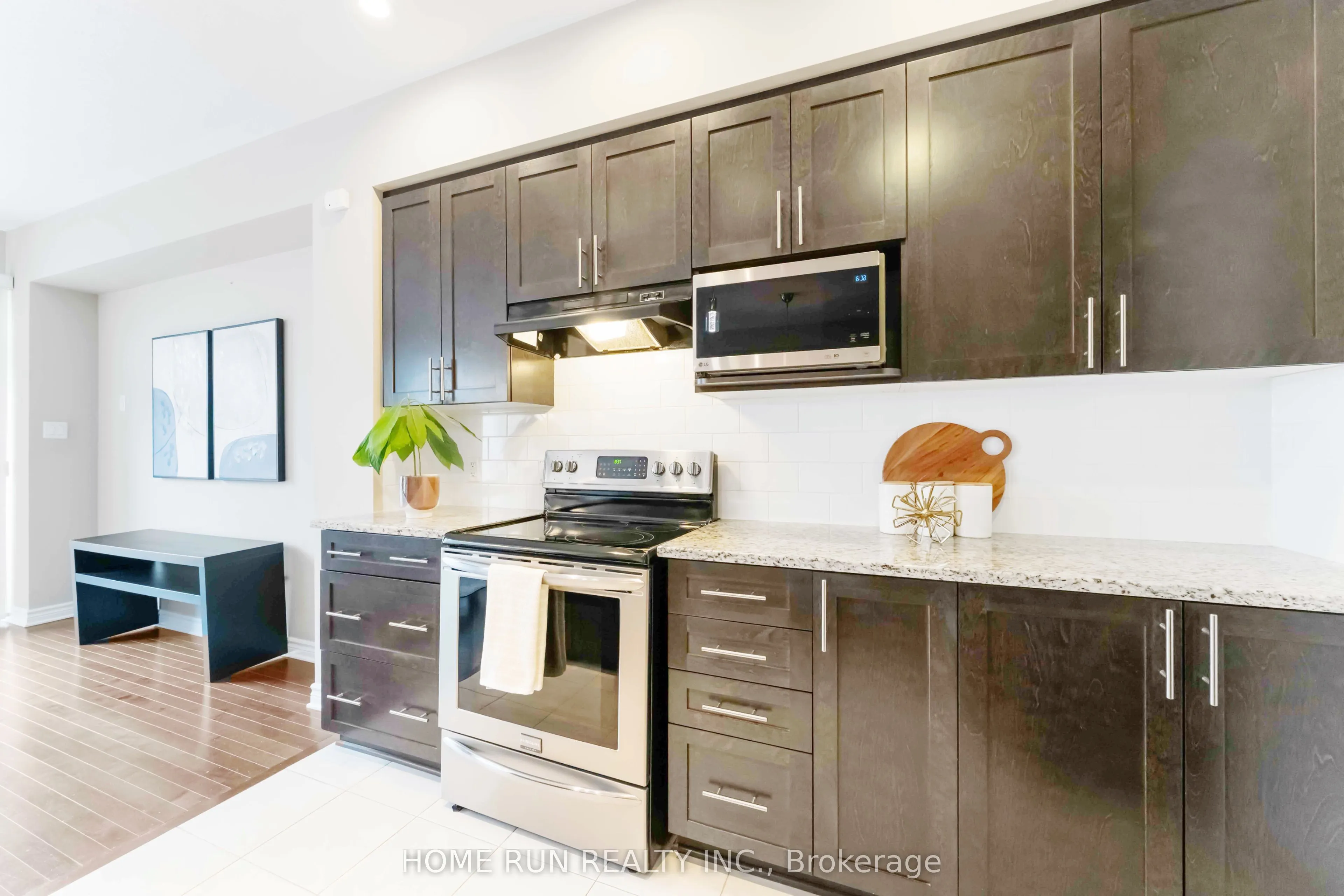 120 Popplewell Crescent