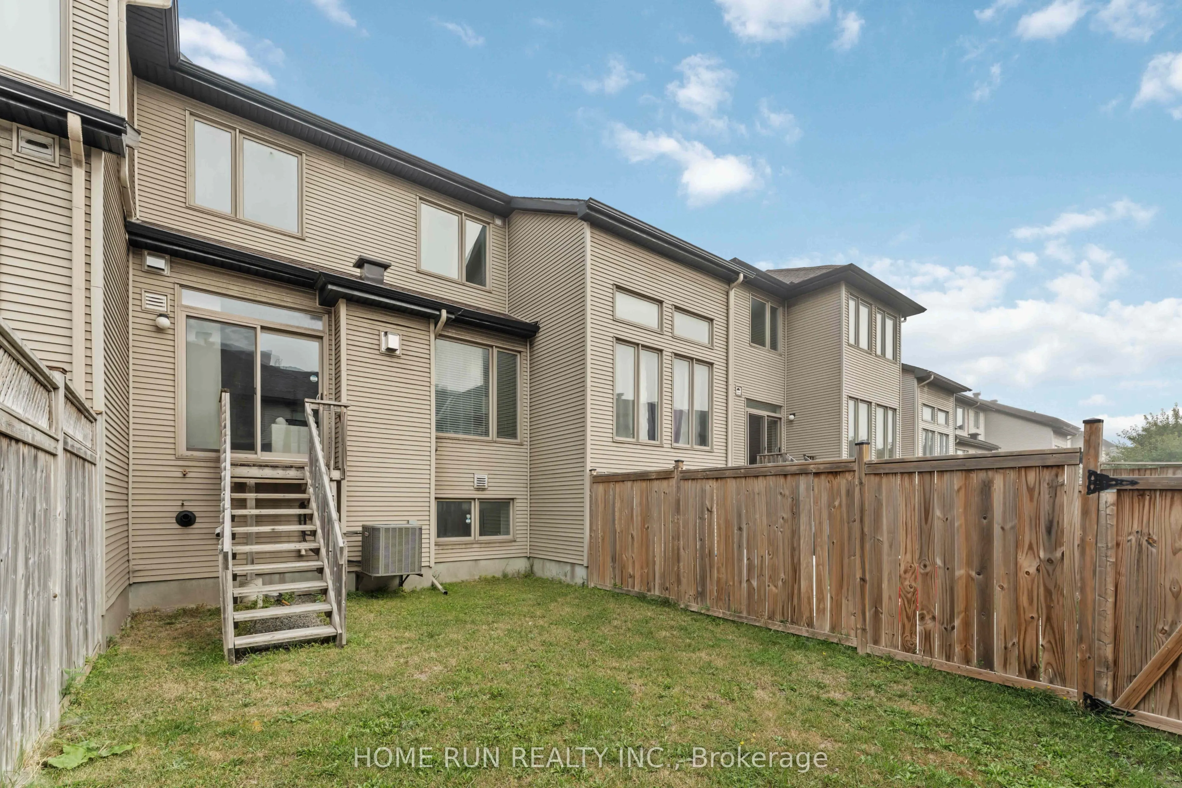 120 Popplewell Crescent