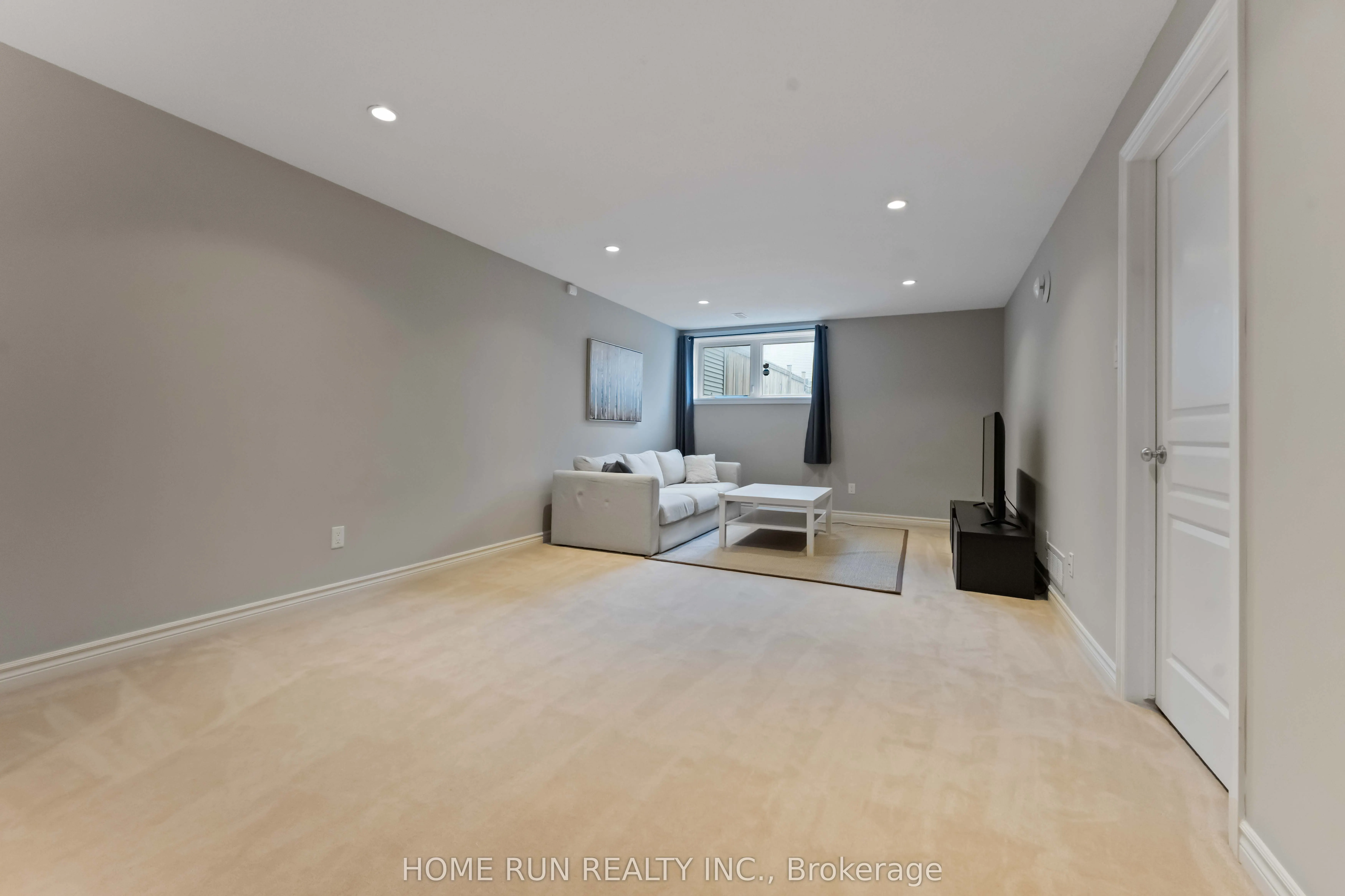120 Popplewell Crescent