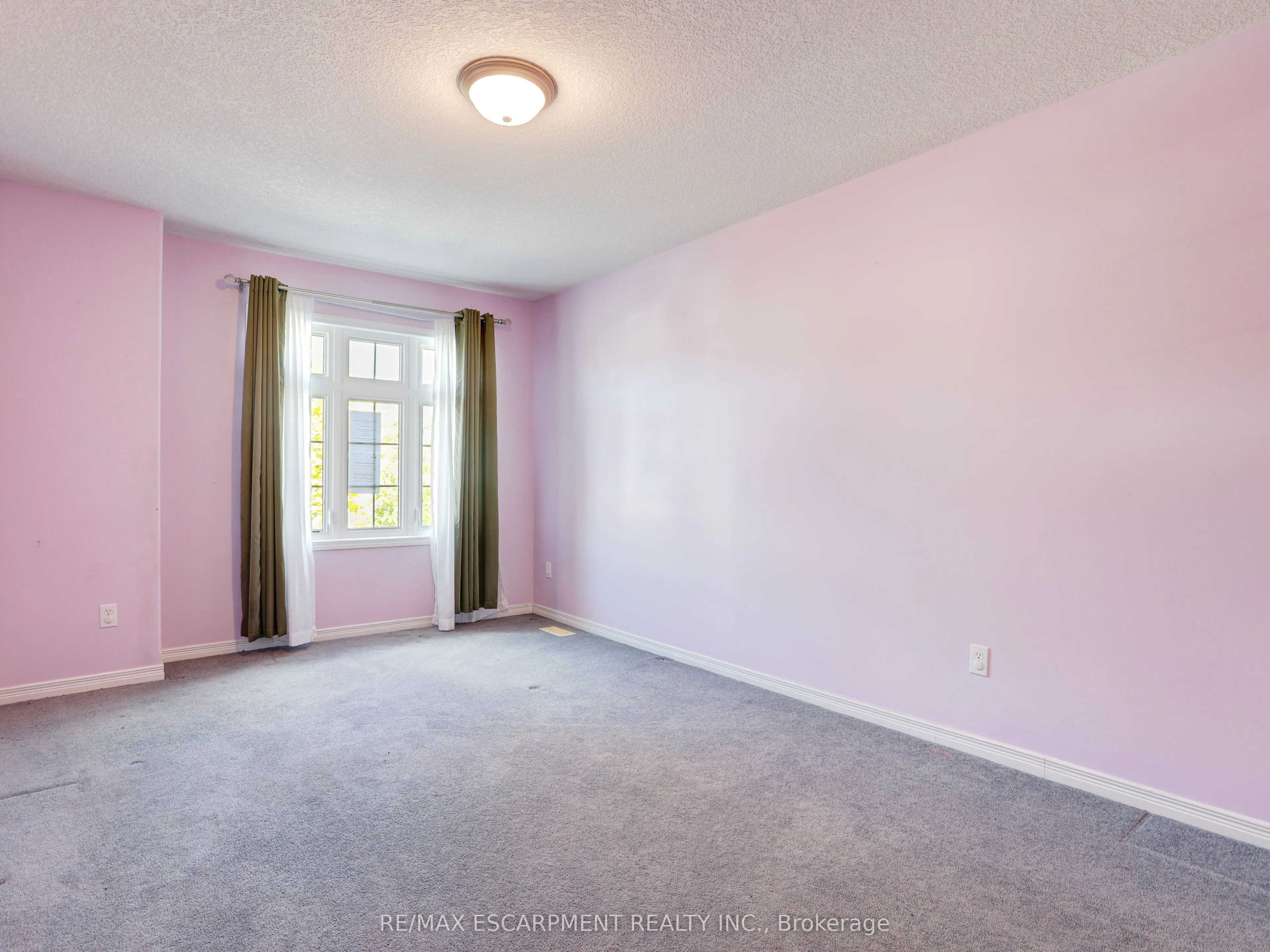 36 Lemon Grass Street