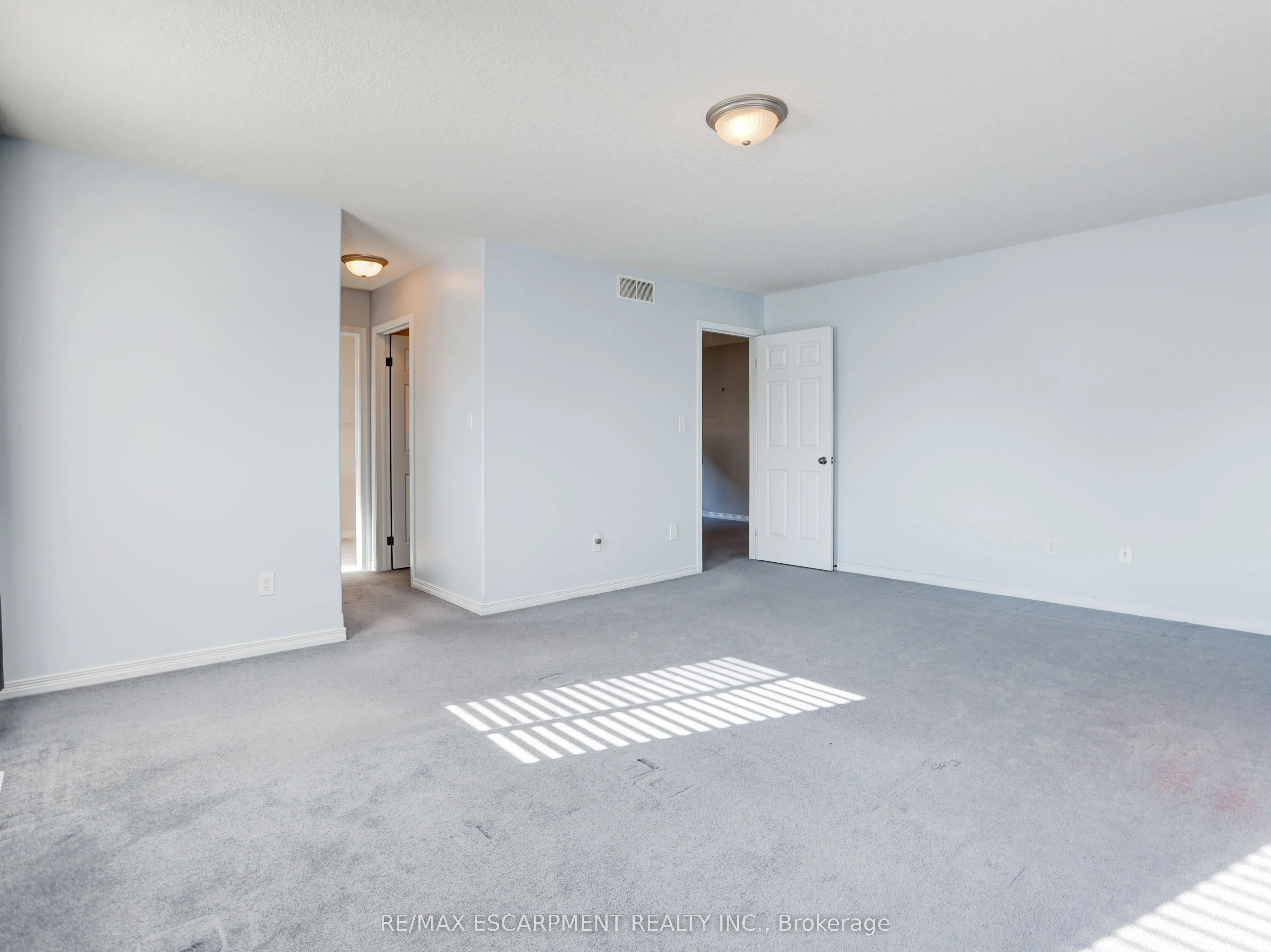 36 Lemon Grass Street