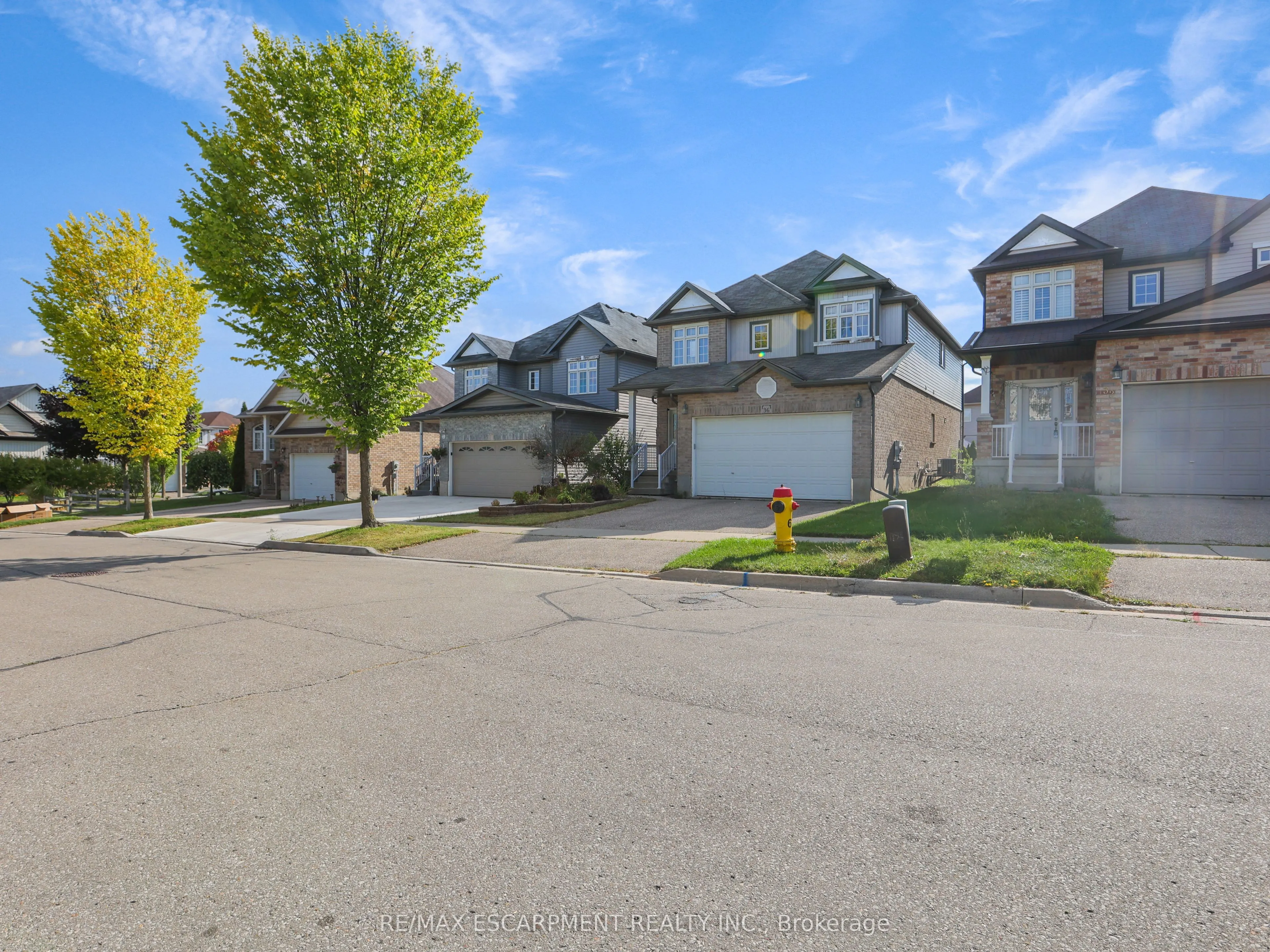 36 Lemon Grass Street