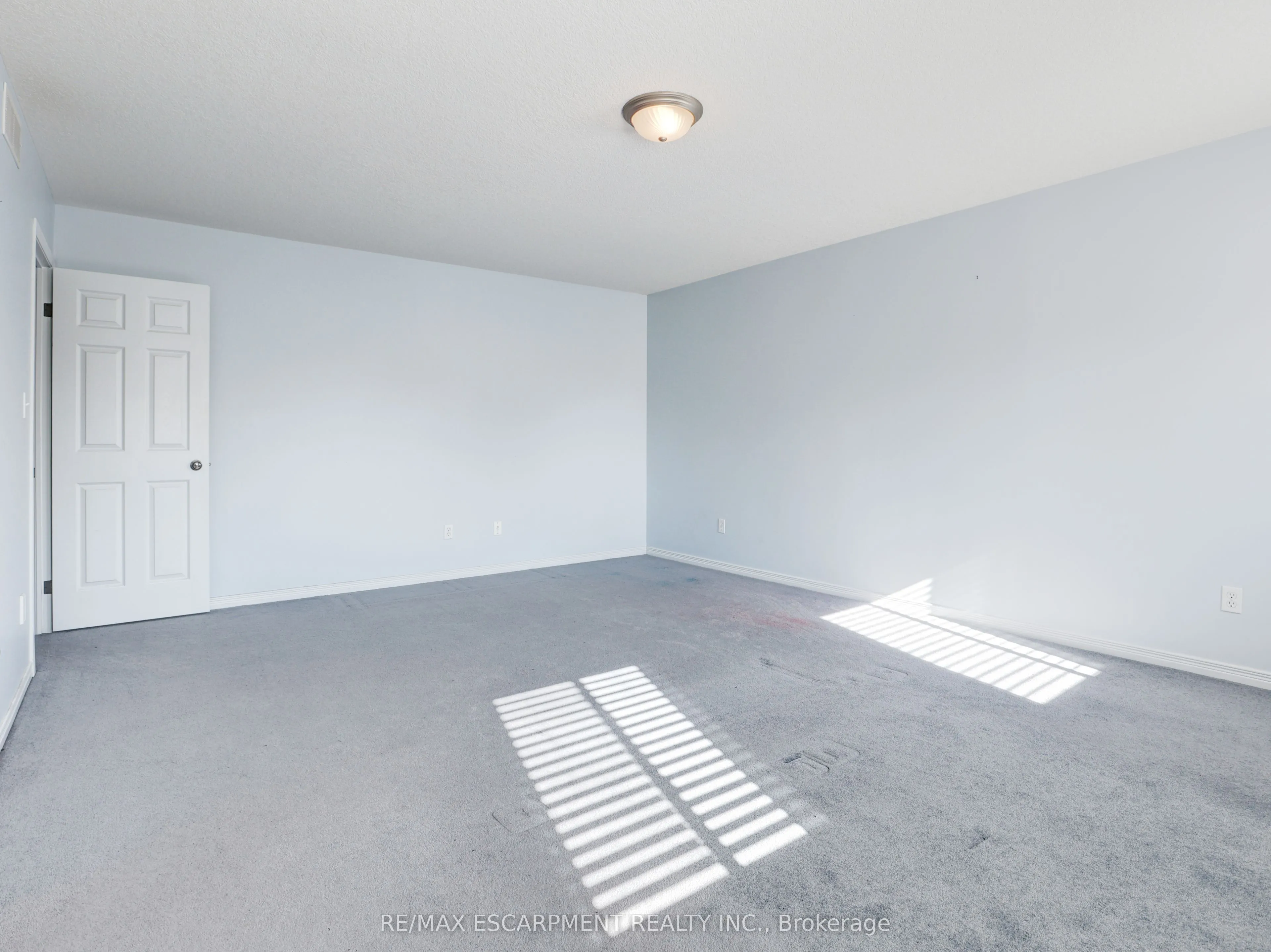 36 Lemon Grass Street