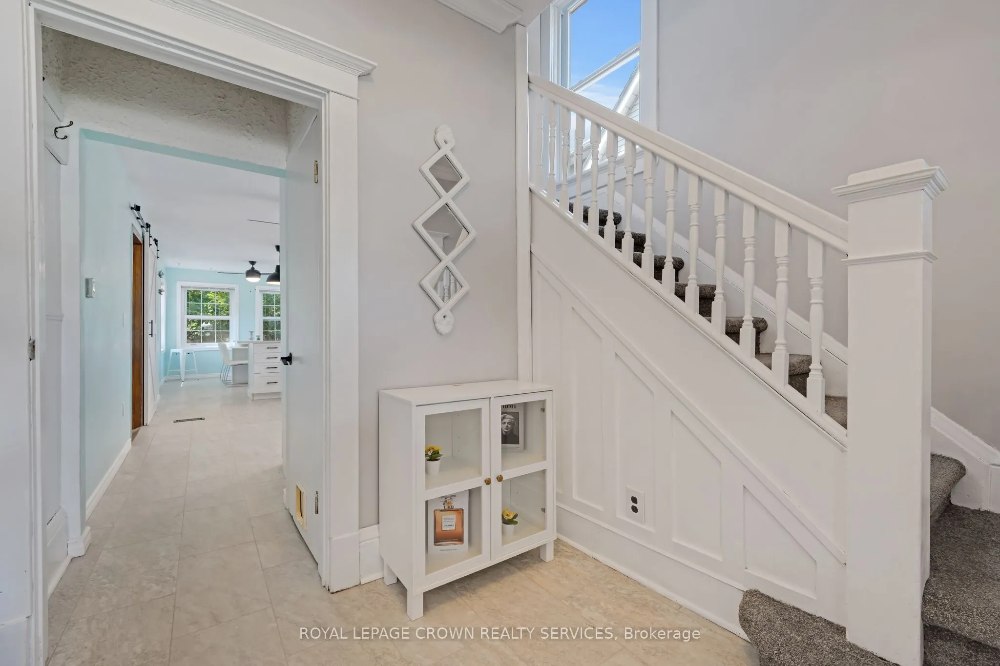 66 Brant Road S