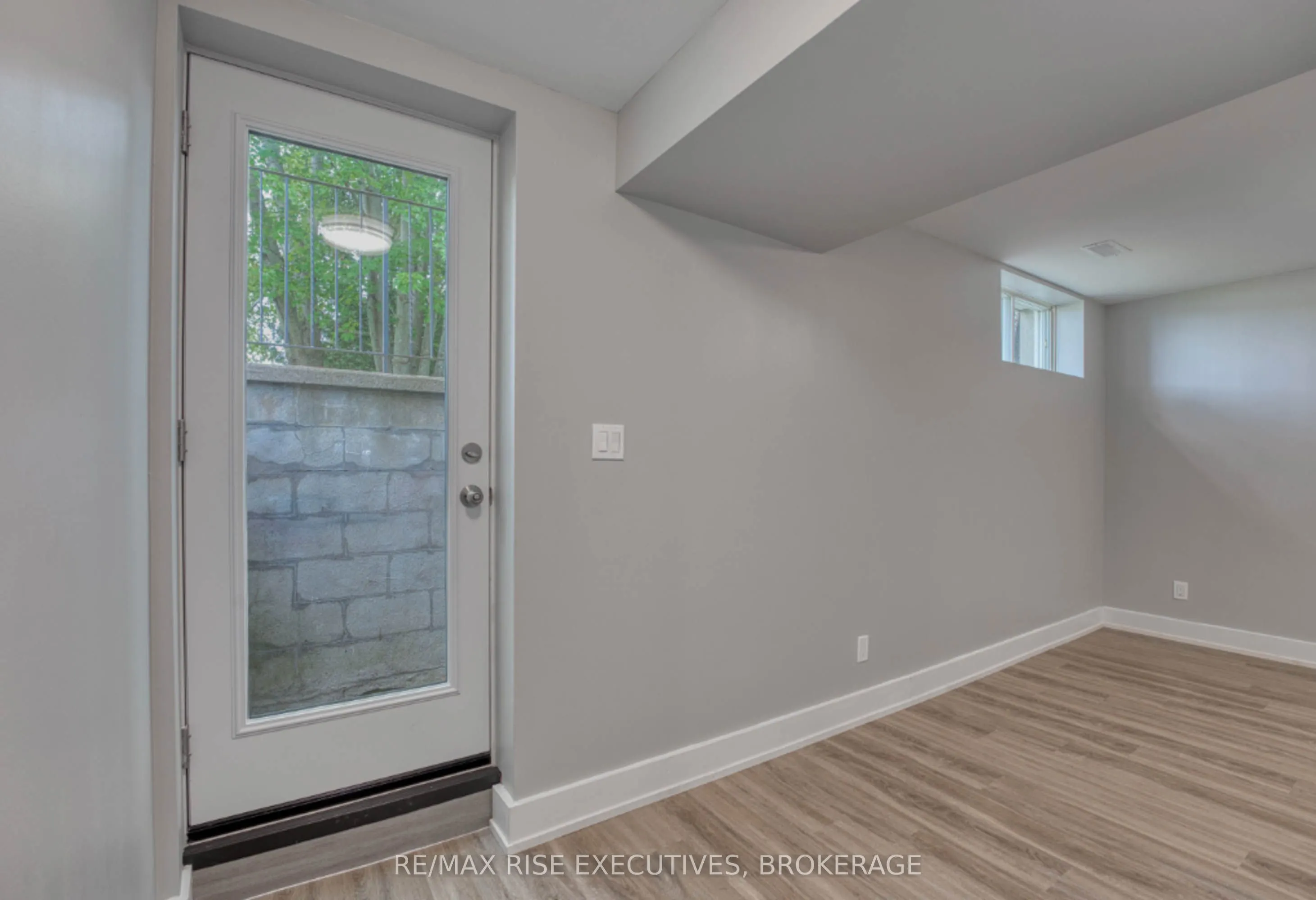 597 GAVIN Court, #2