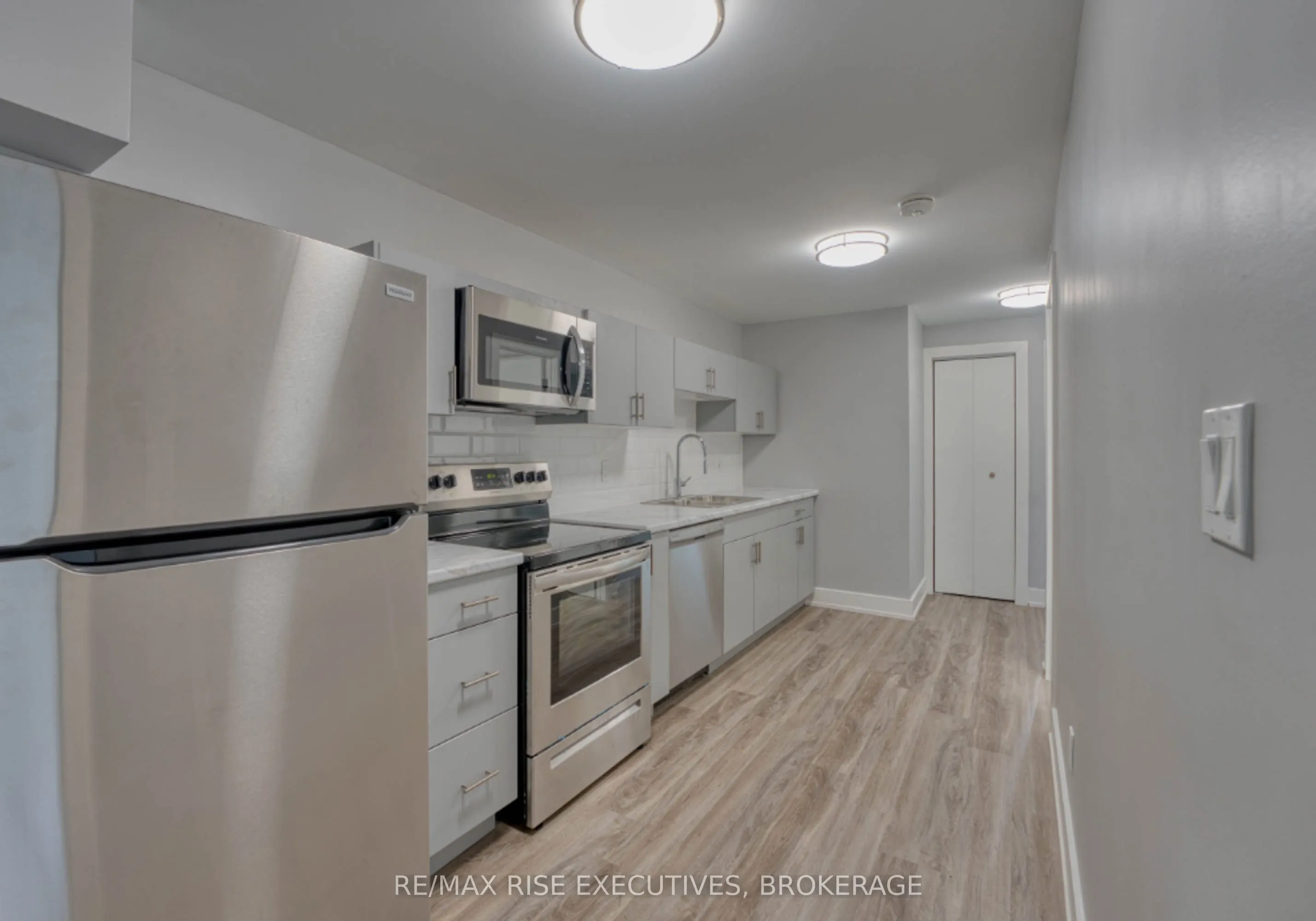 597 GAVIN Court, #2