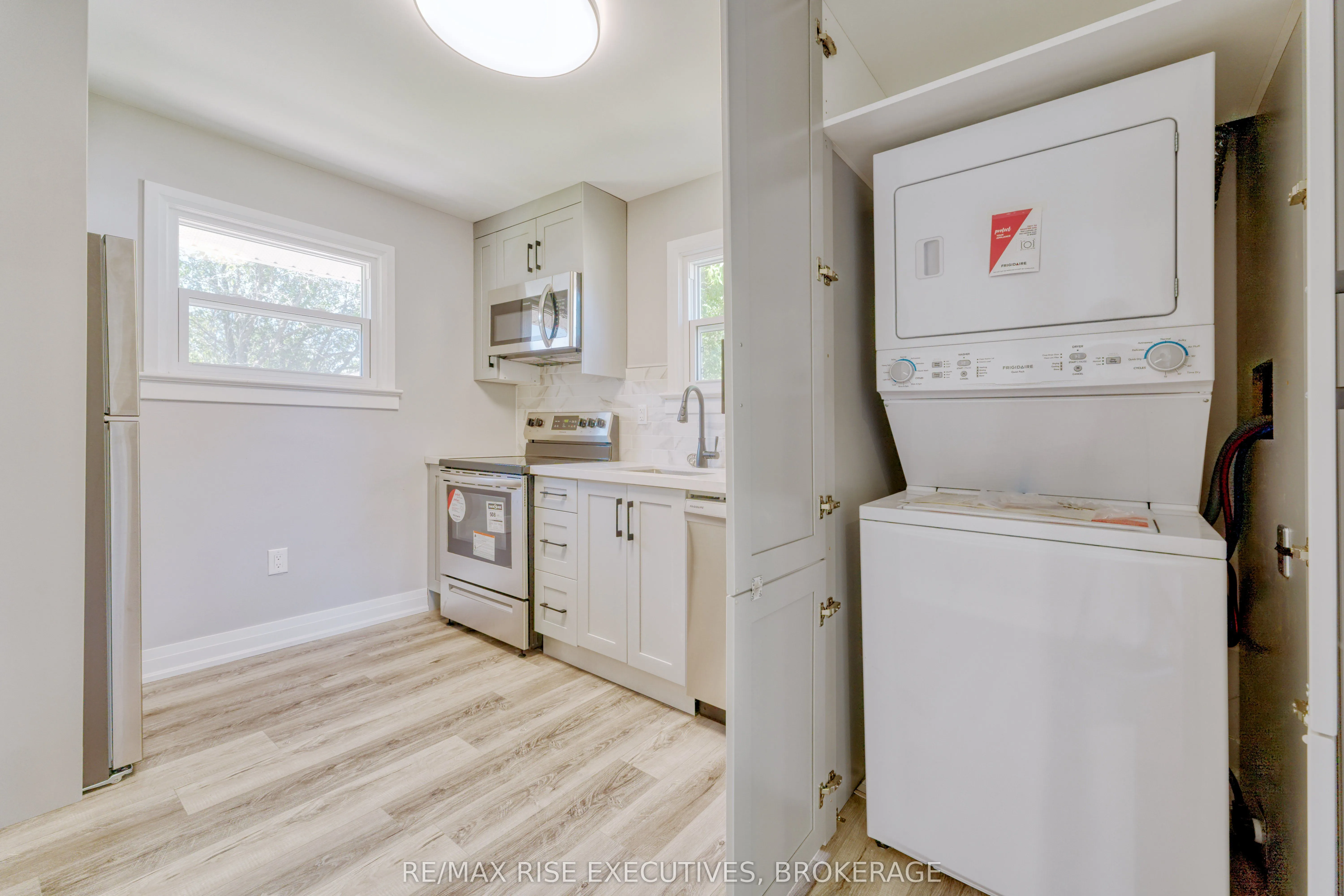1640 MARY Street, #1