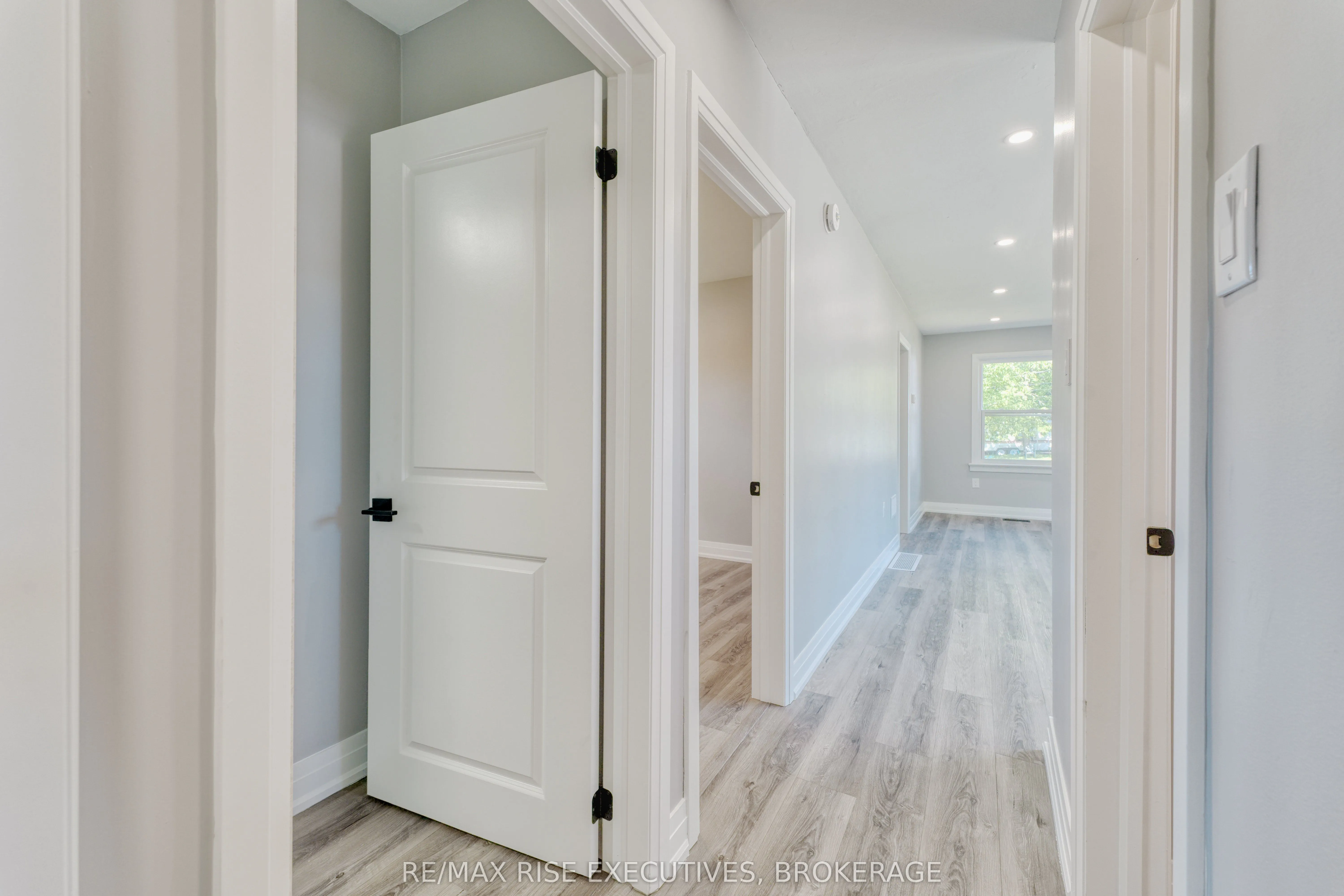 1640 MARY Street, #1