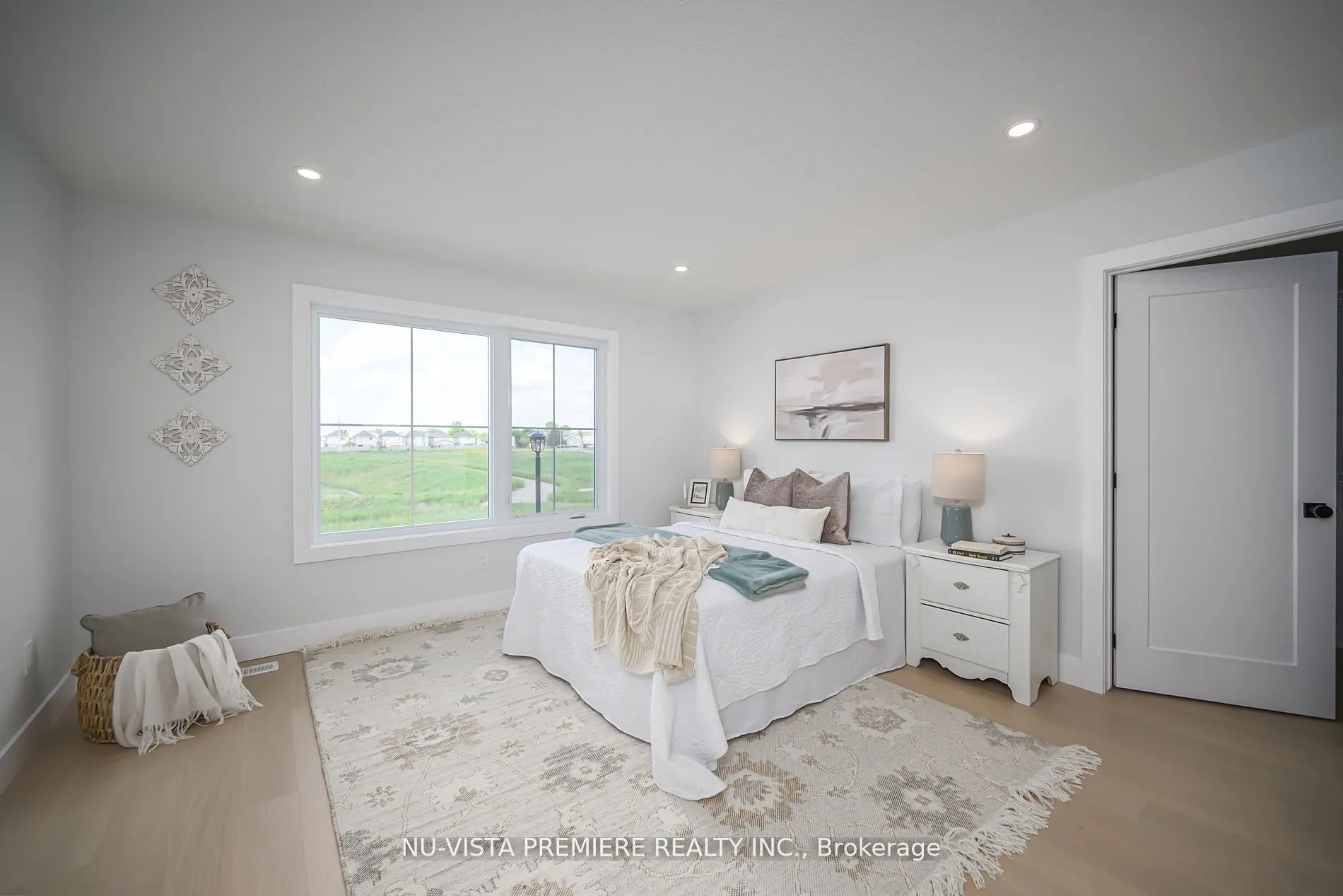 1181 Honeywood Drive