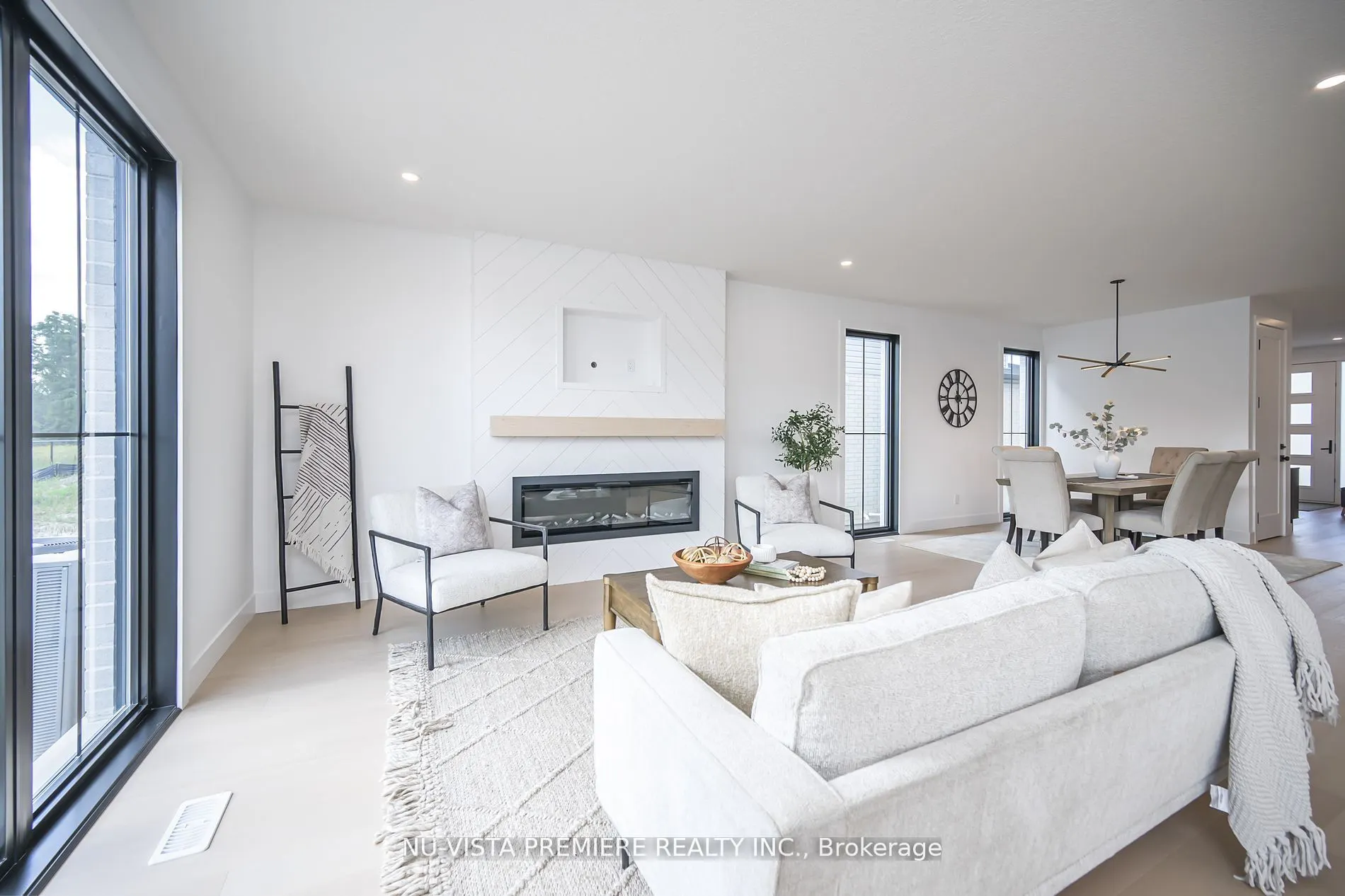 1181 Honeywood Drive