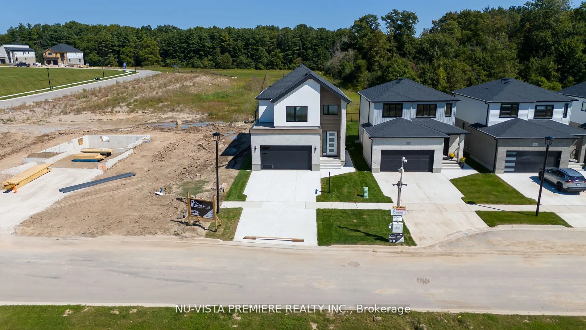 1181 Honeywood Drive