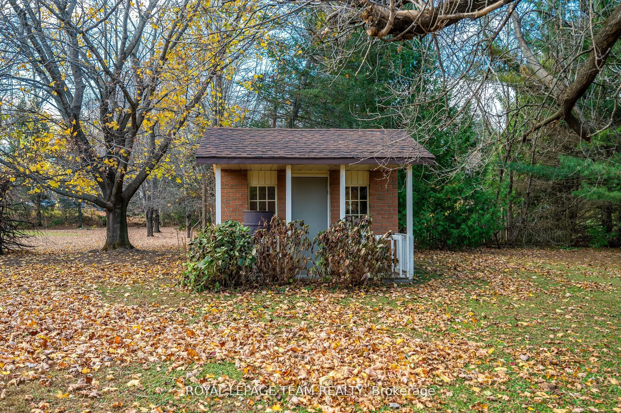 1100 Moffatt Drive