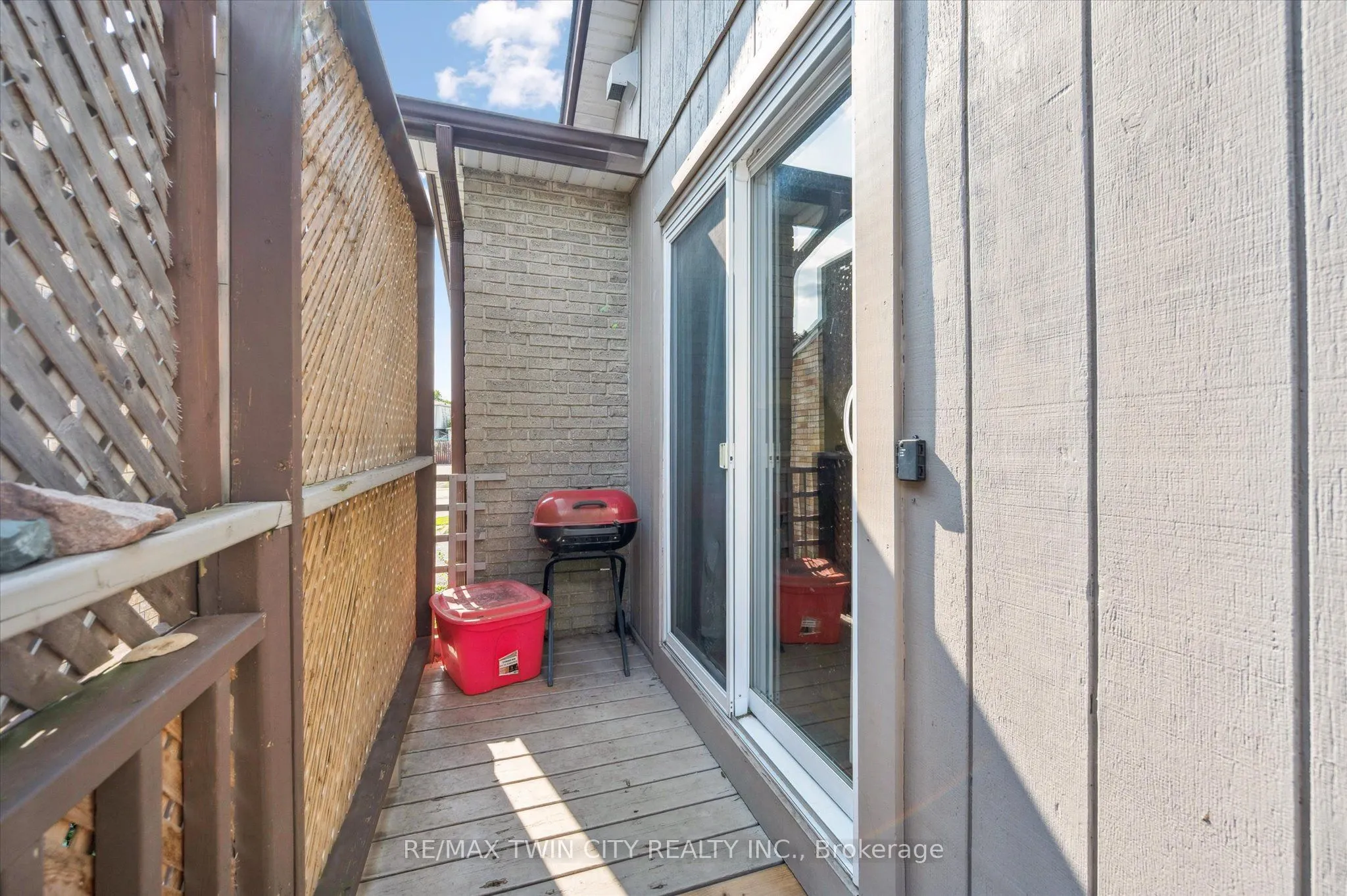 31 Saxony Circle