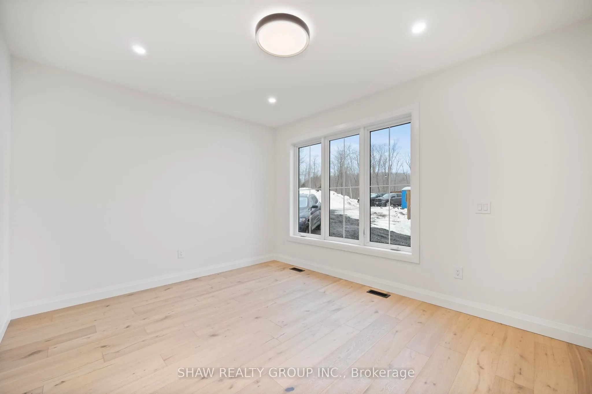 33 Glen Eagle Court