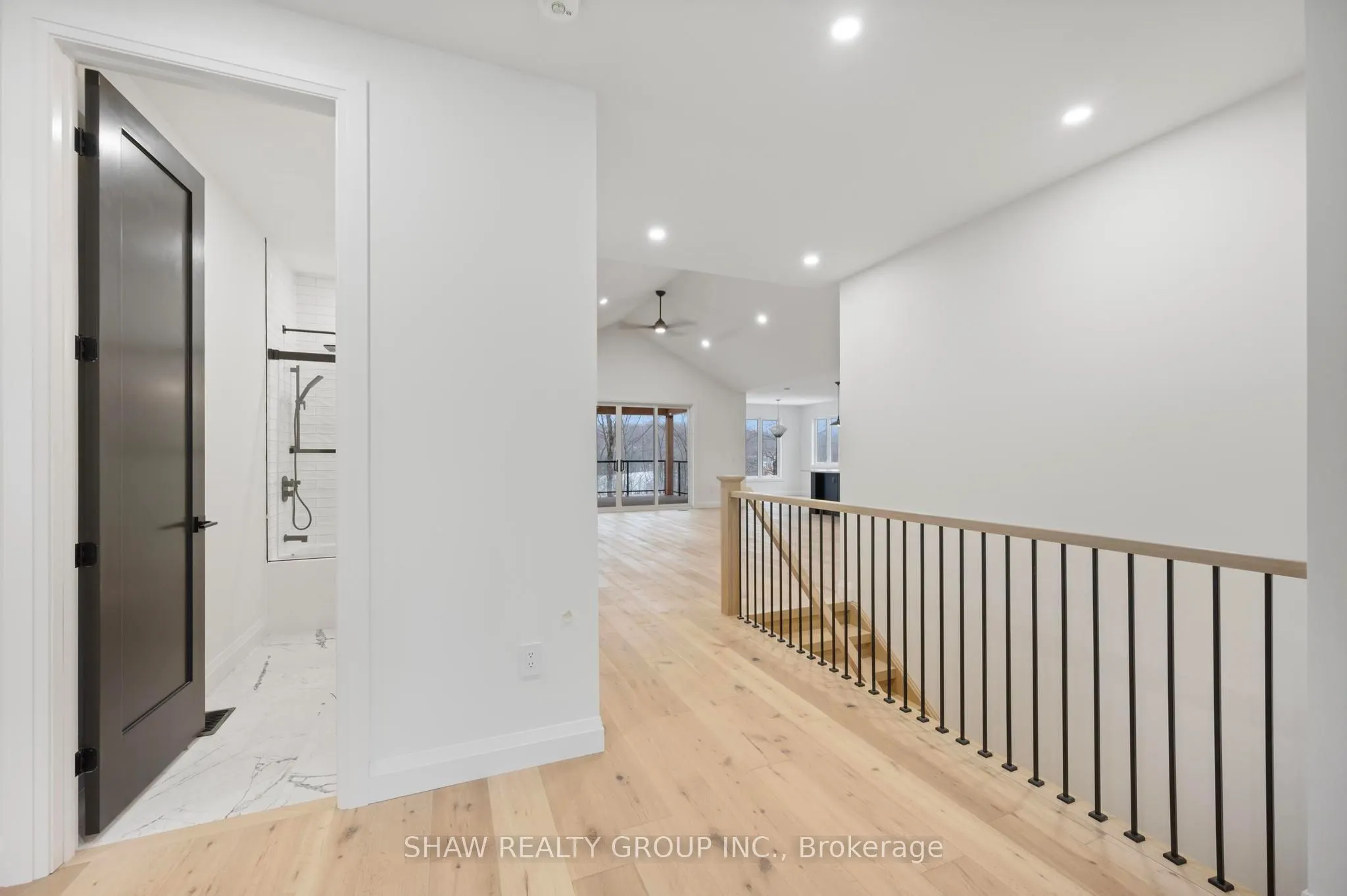 33 Glen Eagle Court