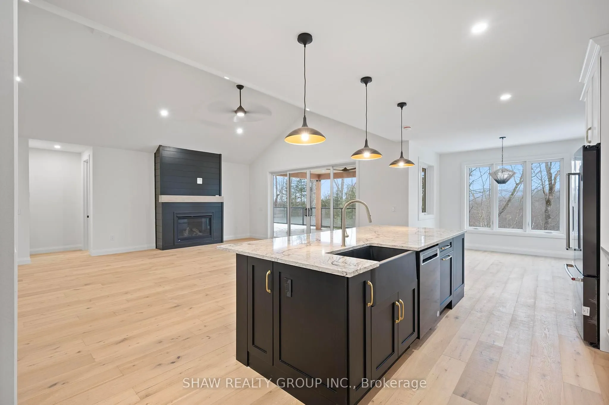 33 Glen Eagle Court