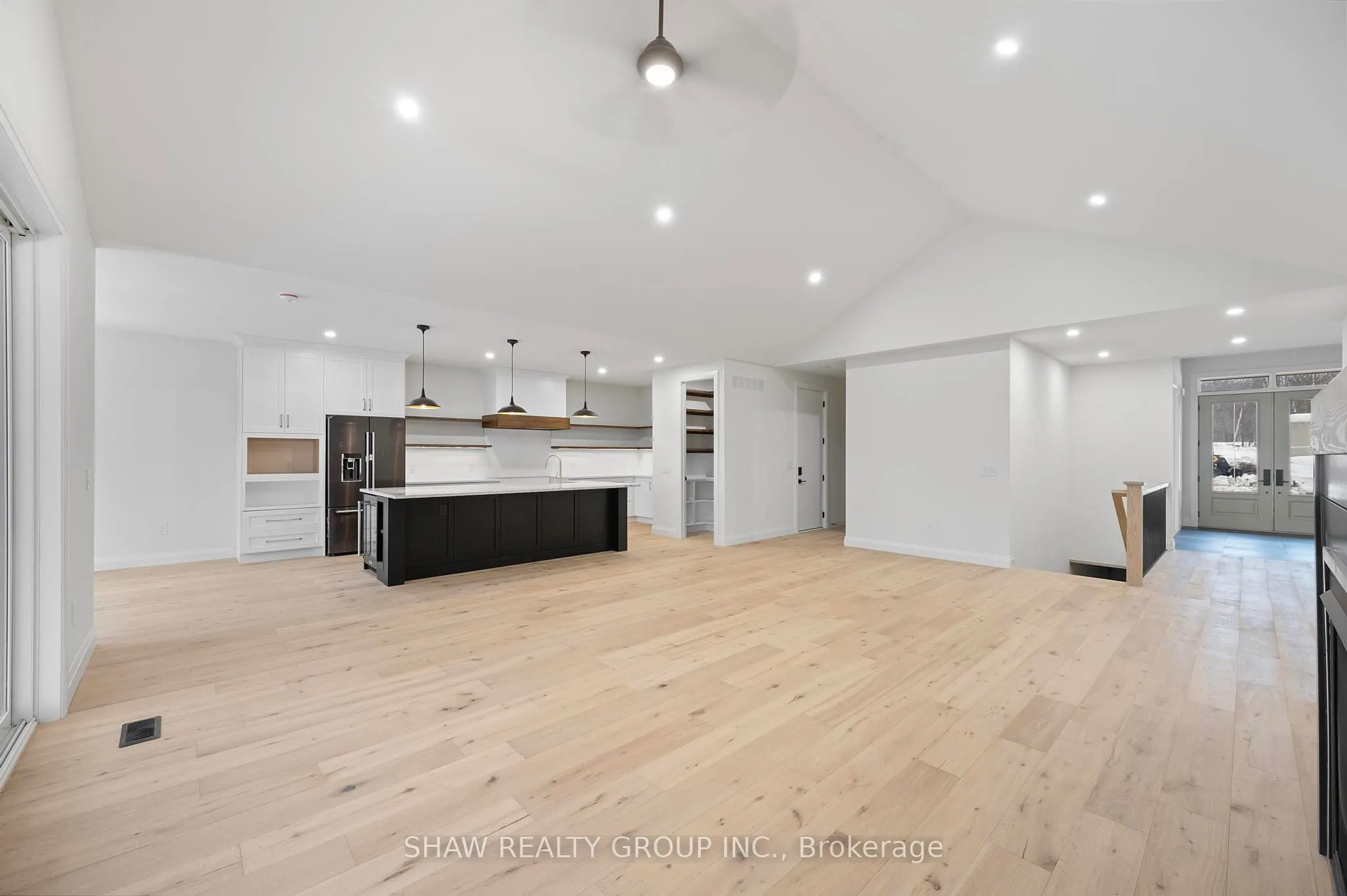 33 Glen Eagle Court