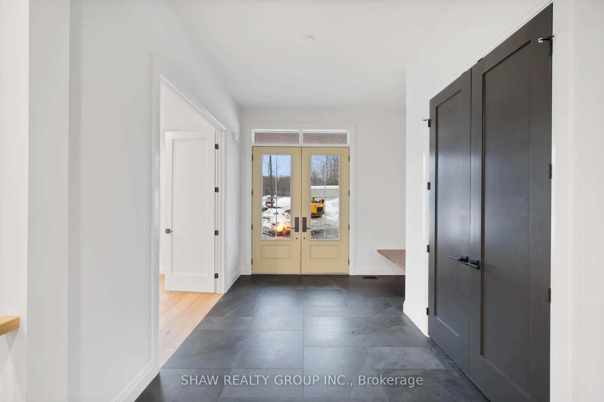 33 Glen Eagle Court