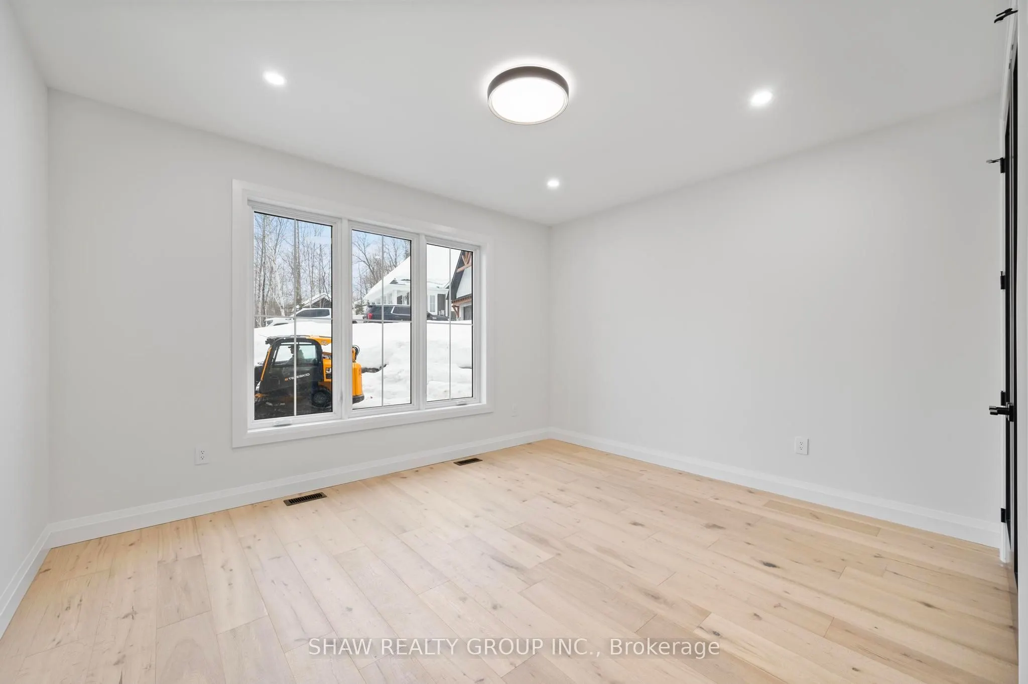 33 Glen Eagle Court