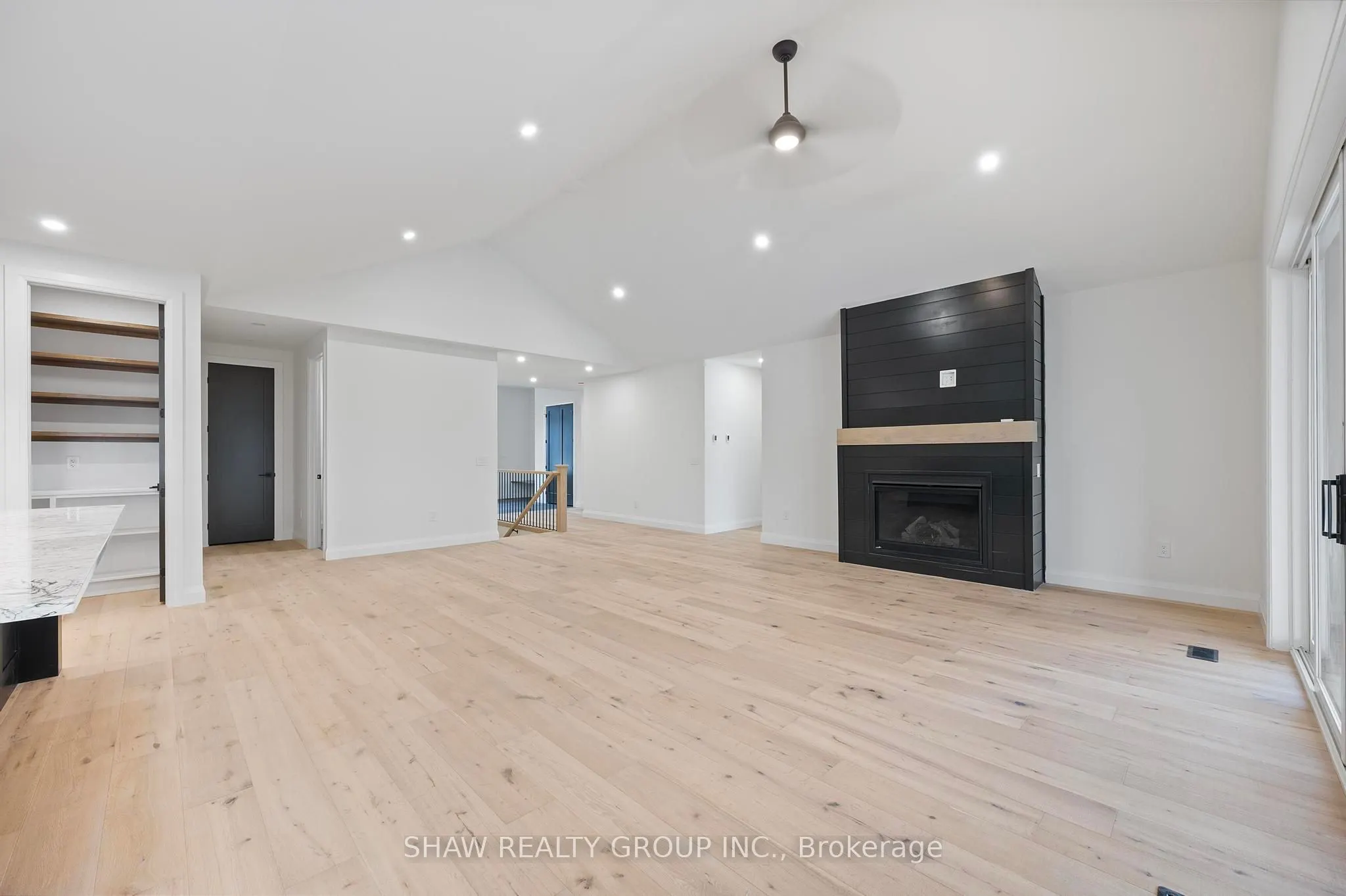 33 Glen Eagle Court