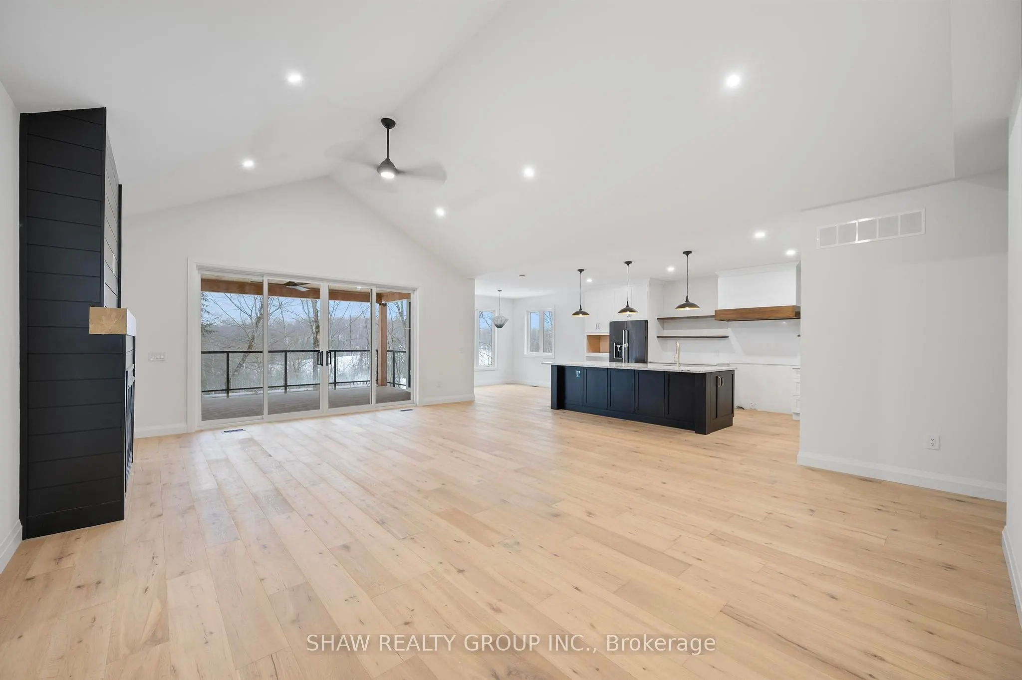 33 Glen Eagle Court