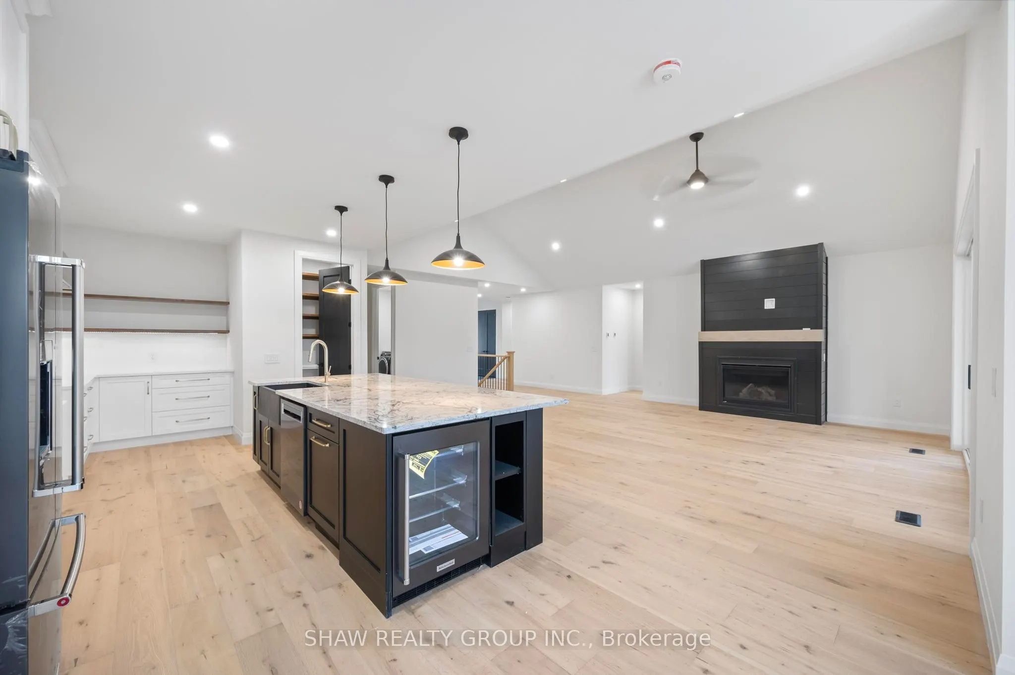 33 Glen Eagle Court