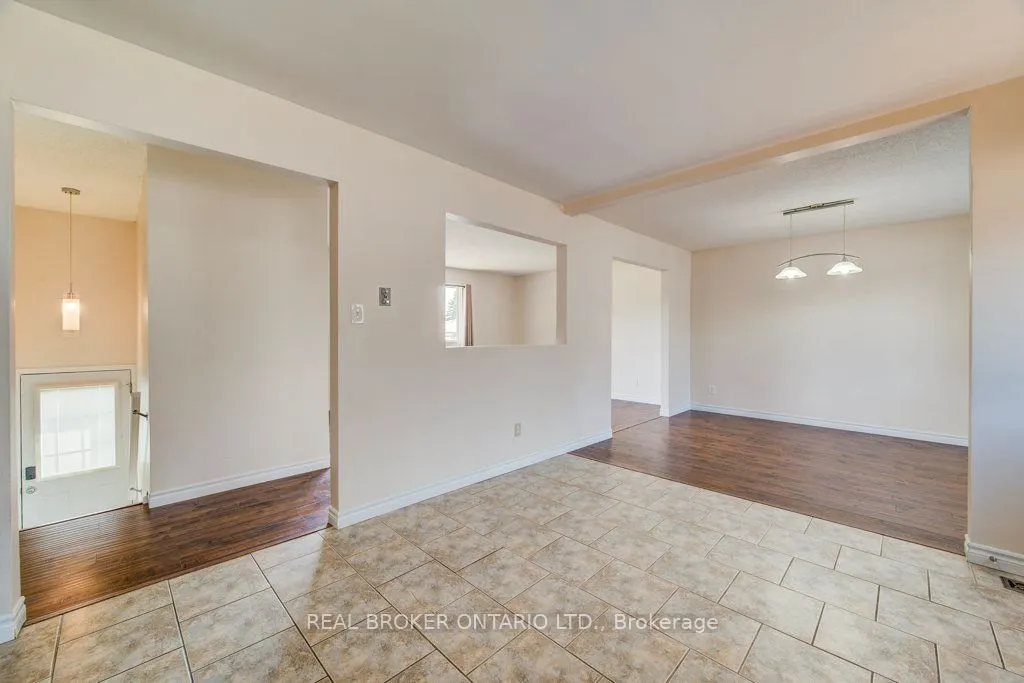 73 Falcon Drive