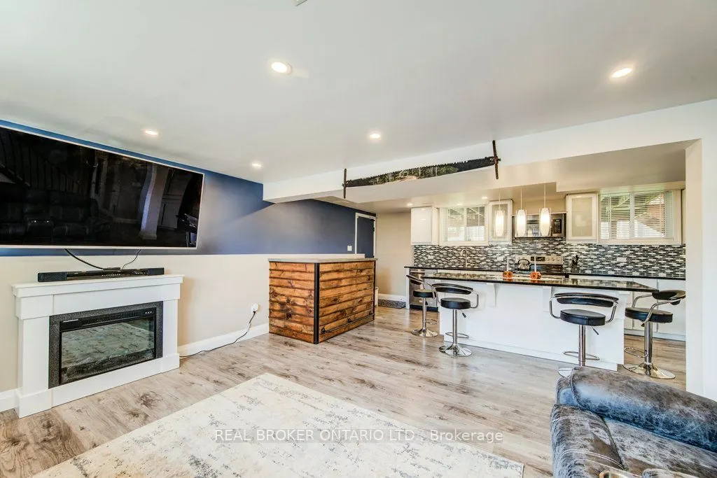 73 Falcon Drive