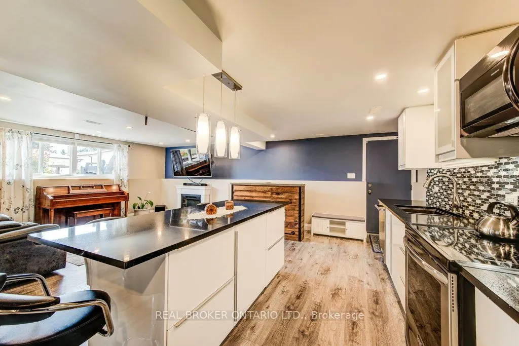 73 Falcon Drive
