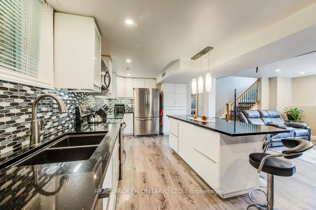 73 Falcon Drive