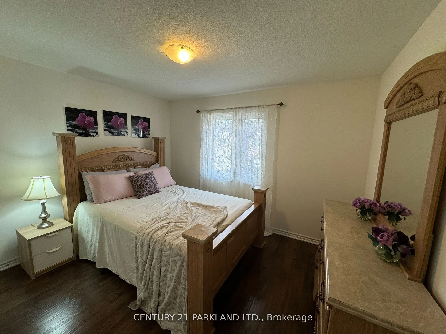 128 Berkshire Drive
