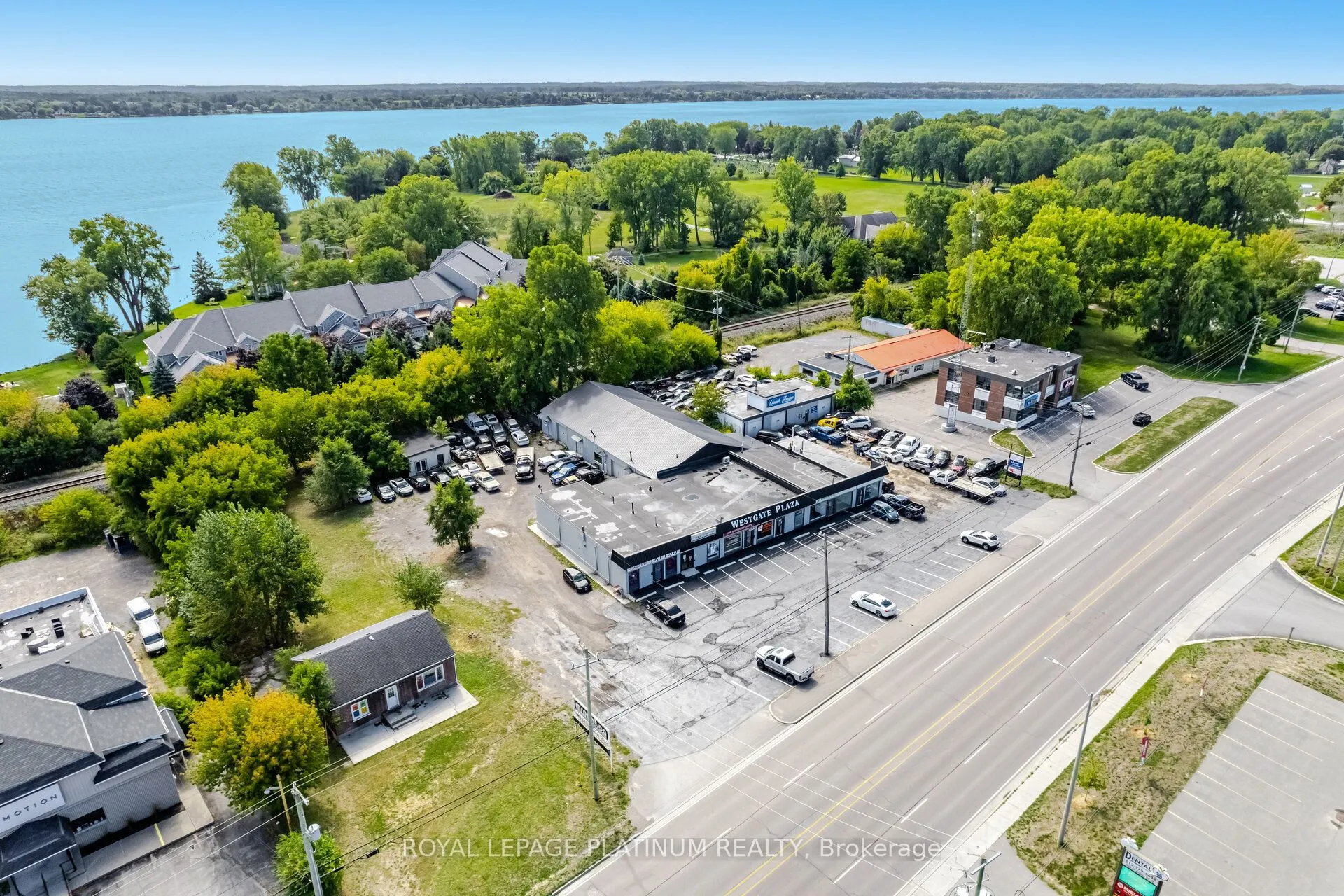 481 Dundas Street W, #3