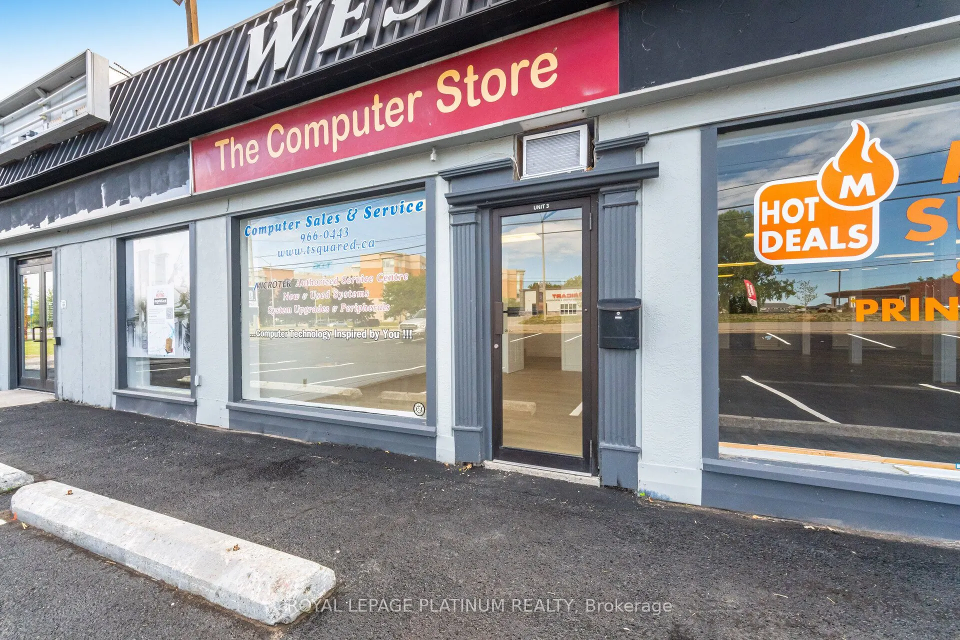 481 Dundas Street W, #3