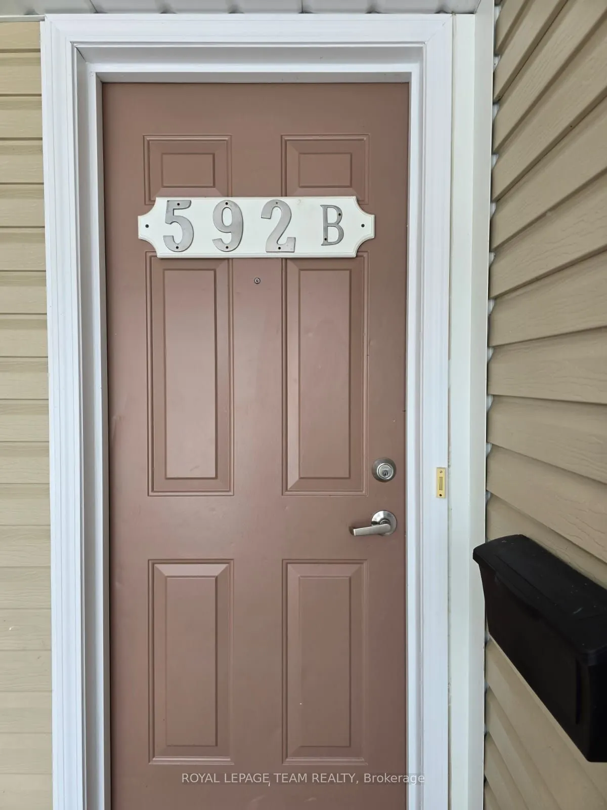 592 Chapman Mills Drive, #B