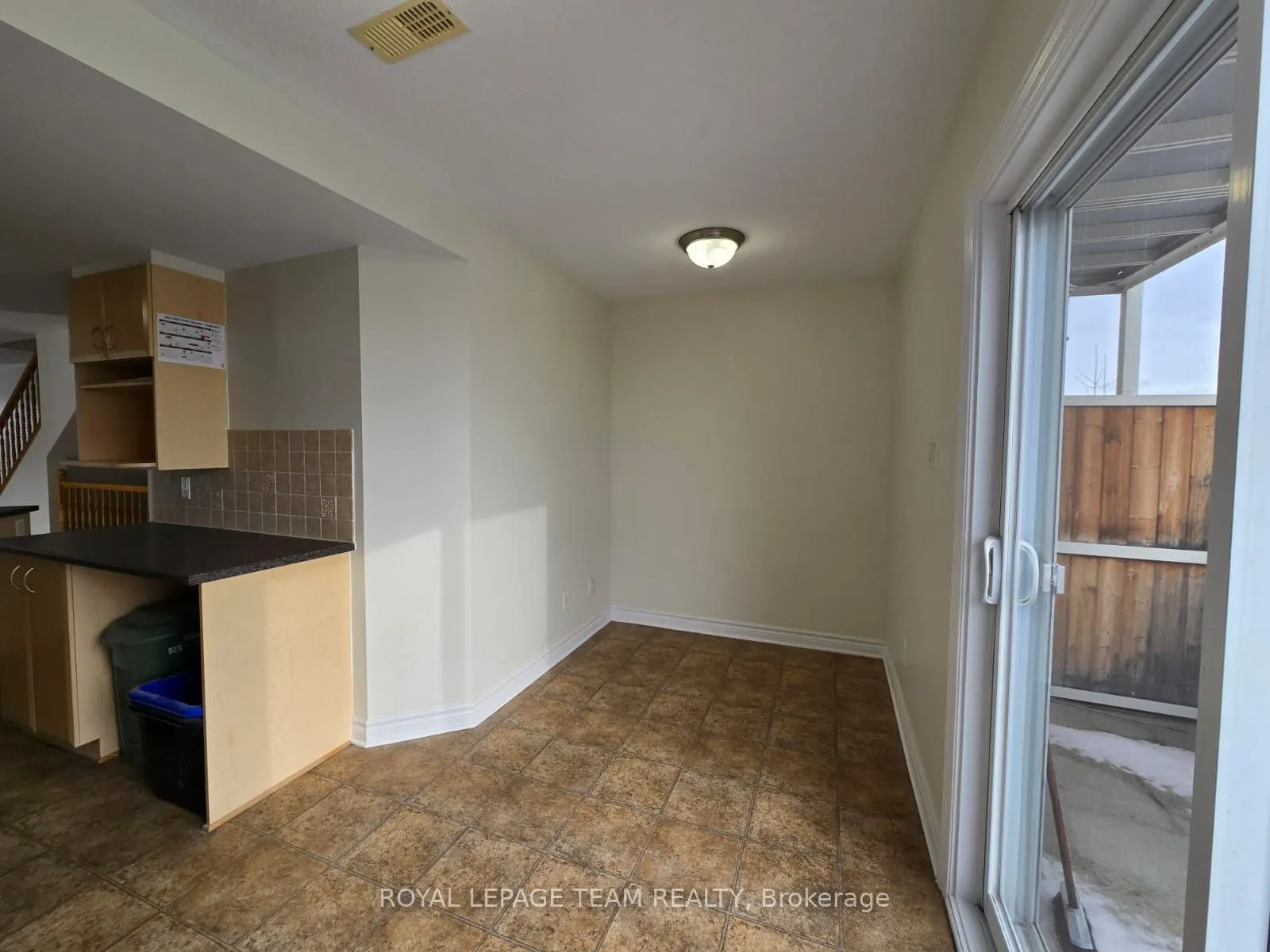 592 Chapman Mills Drive, #B