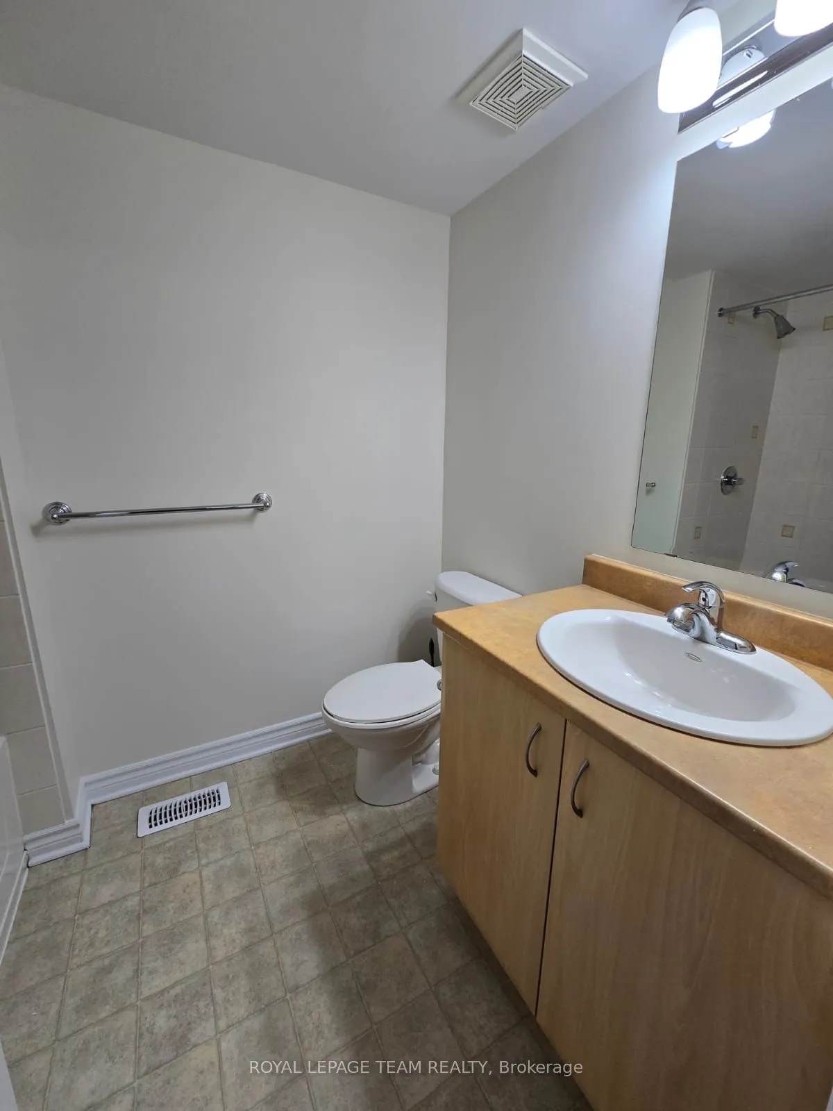 592 Chapman Mills Drive, #B