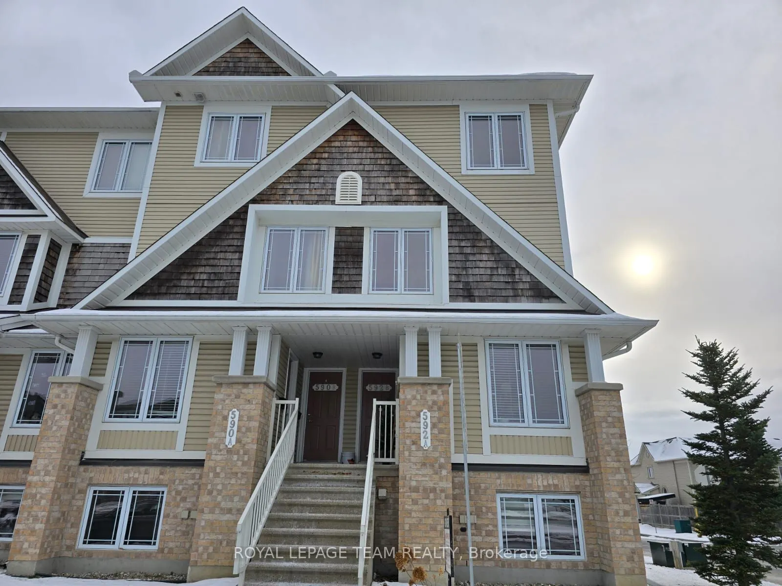 592 Chapman Mills Drive, #B