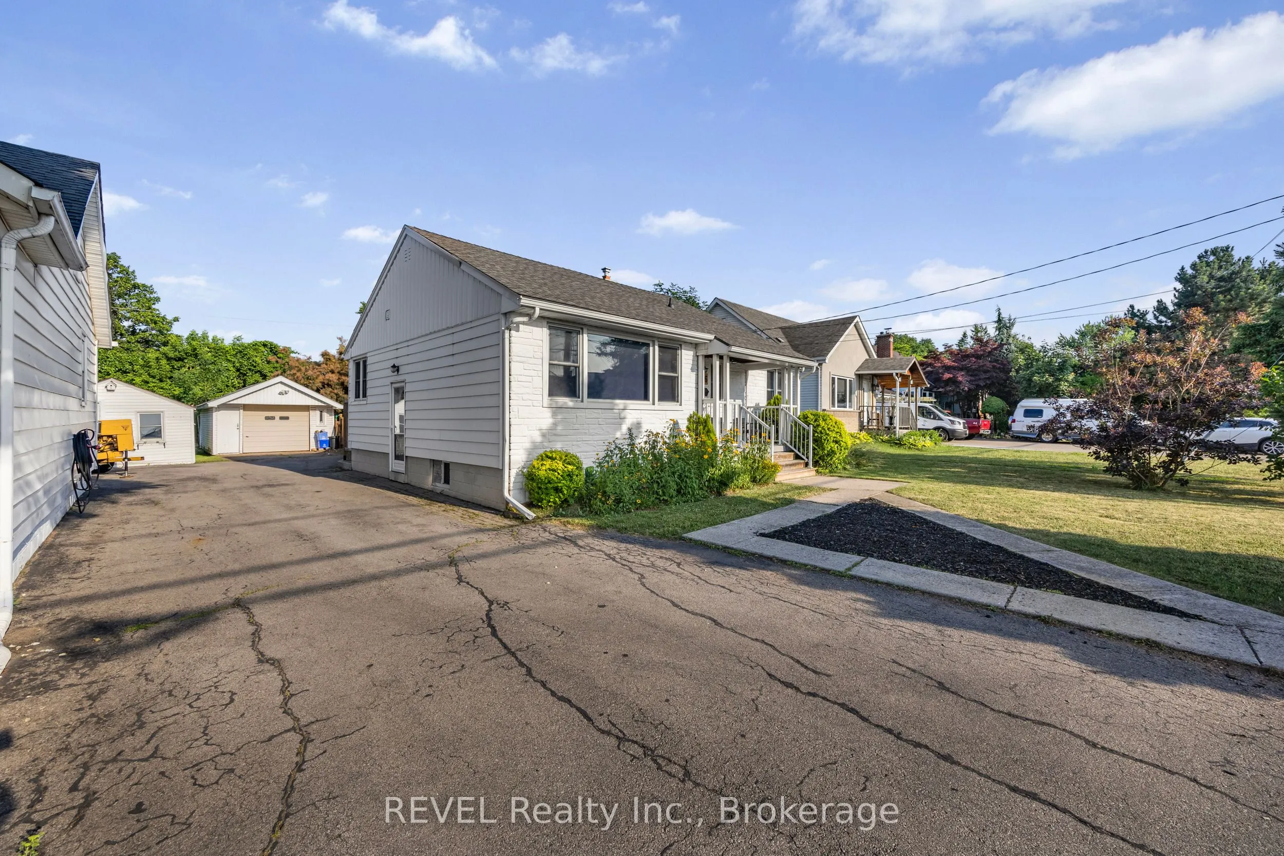 146 Gray Road